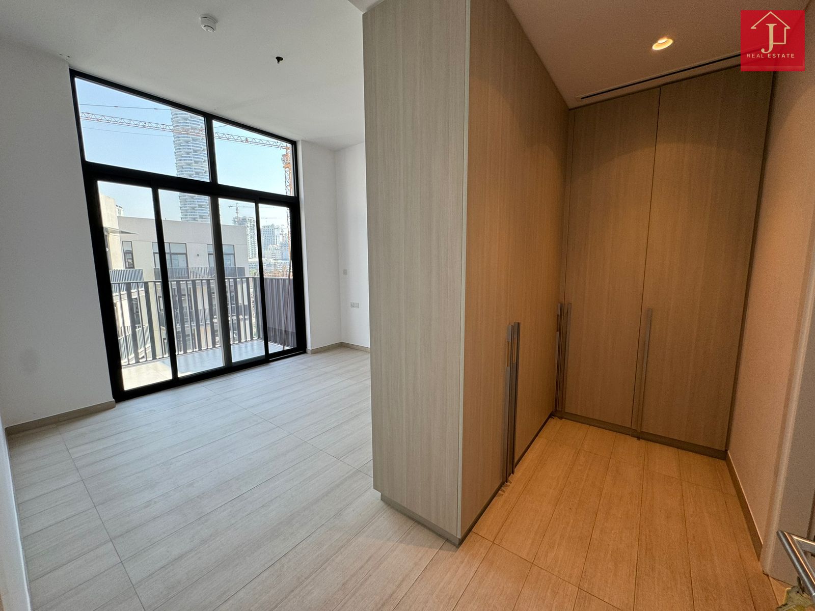 Stylish 2-Bedroom Apartment | Pool View | Harrington House, JVC