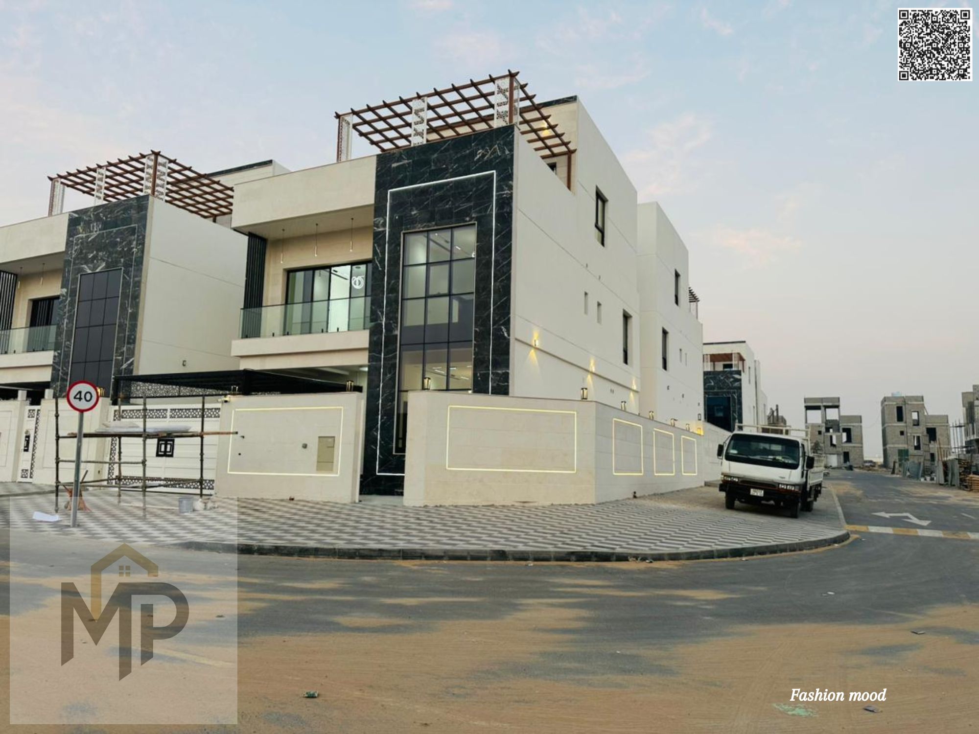 Corner Villa| ajman|al helio2|7 master rooms, majlis, hall, roof|freehold|price includes registration fees and central A\C|negotiable.