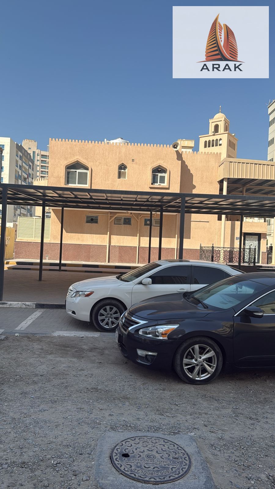 Arabic Investment House for Sale in Al Rumaila 1 – Ajman A strong investment opportunity to own an Arabic-style house in a prime location in Al Rumai