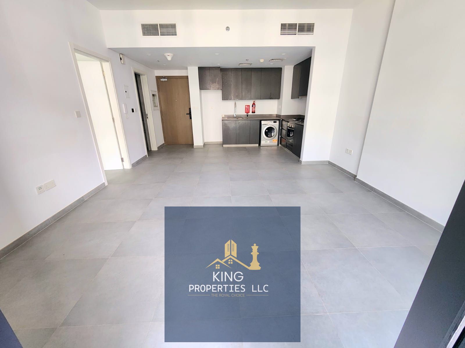 Spacious 1 BHK Apartment with 2 washroom +Balcony – Tiraz
