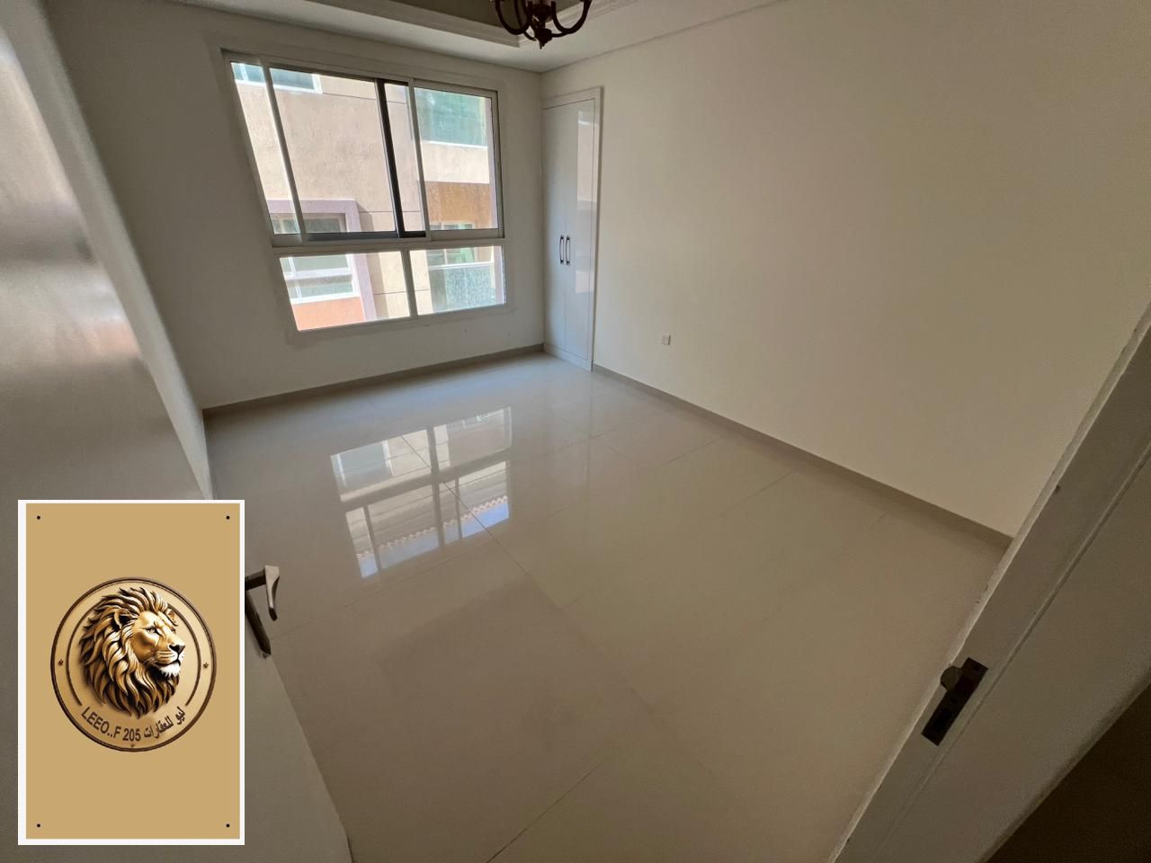 Residential Rental in Ajman - Al Muwaihat 3 A very spacious apartment with