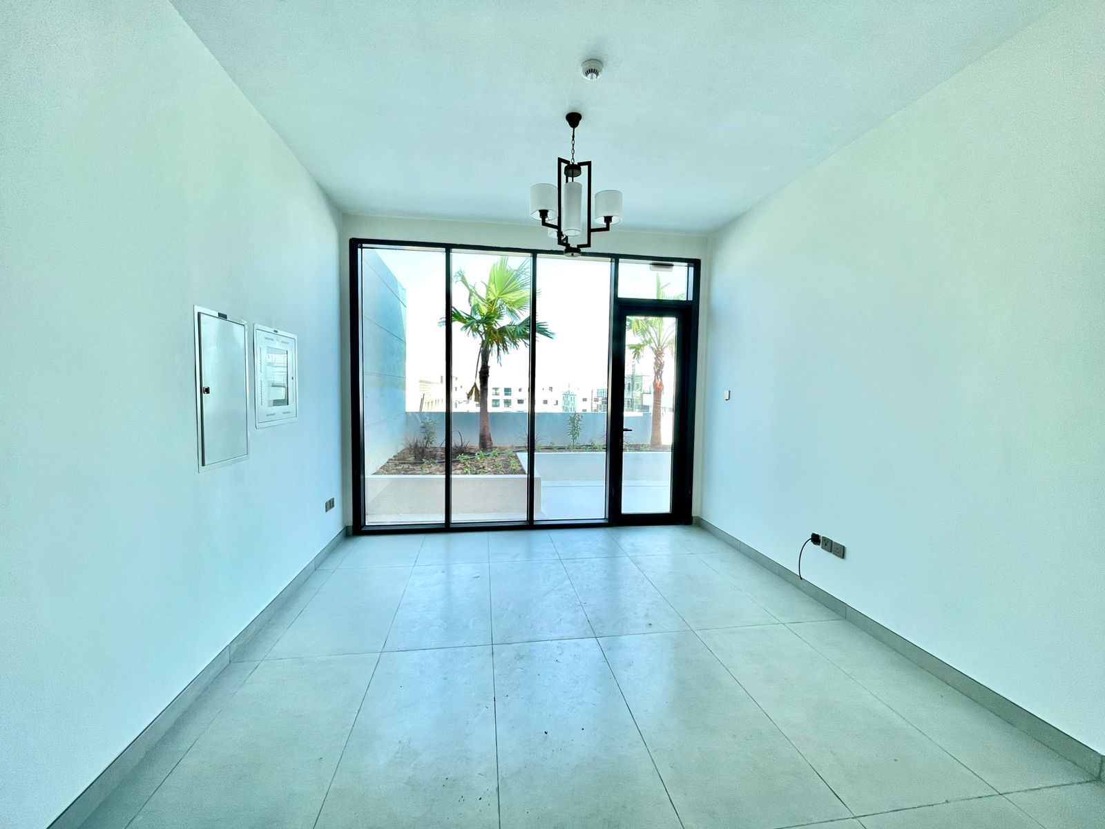 Brand new Building 2bhk 2 Bathroom With Balcony Big Taric just rent 80k