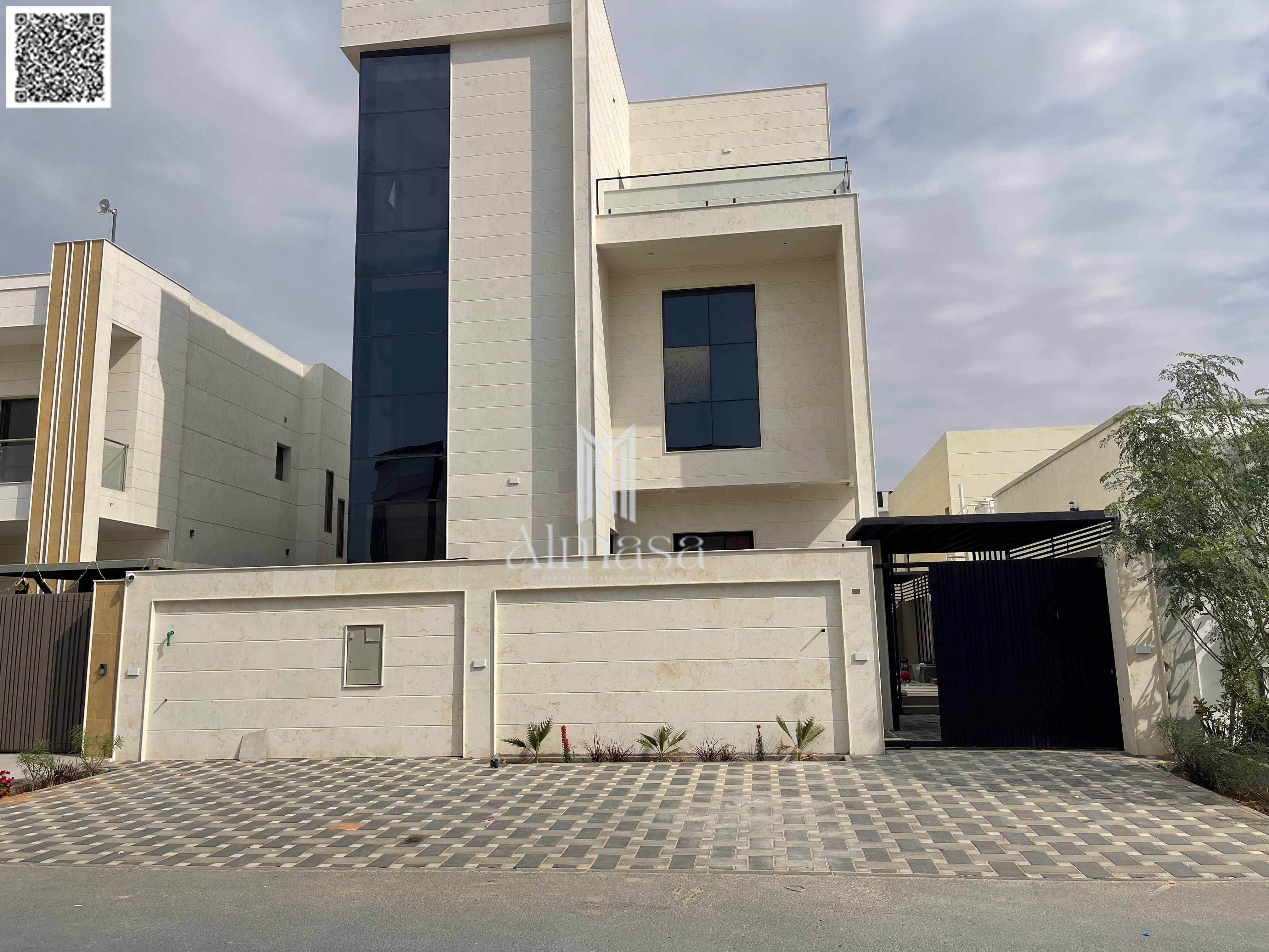 Elegant 6-Bedroom Villa with Rooftop Near All Amenities in Al Zahya Ajman