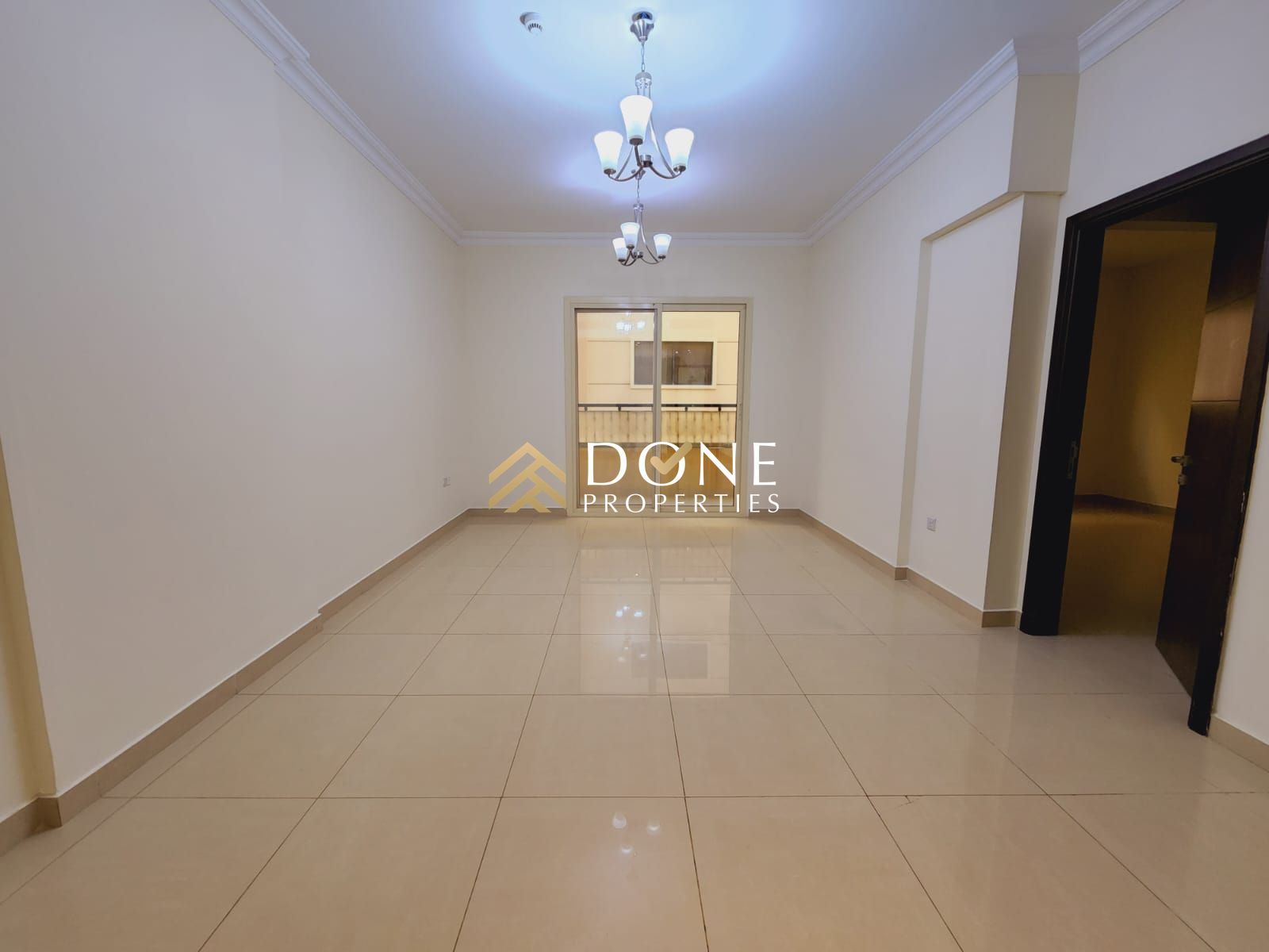 Spacious 1 Bed- With Balcony, Wardrobes , Master Bedroom and Included parking