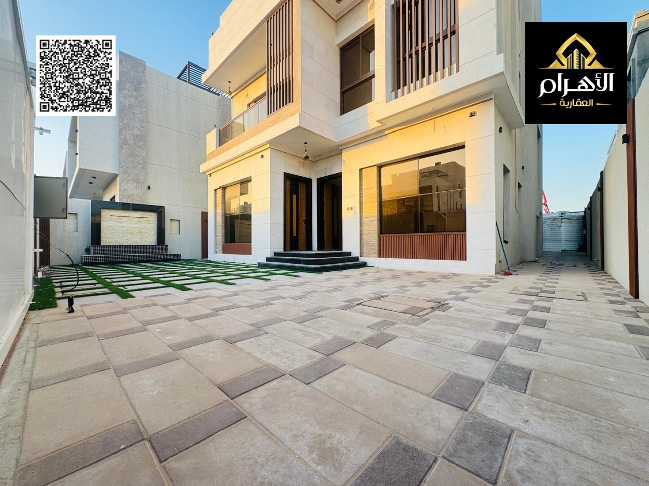 Villa for sale directly from the owner, including registration fees, 100% bank financing available.