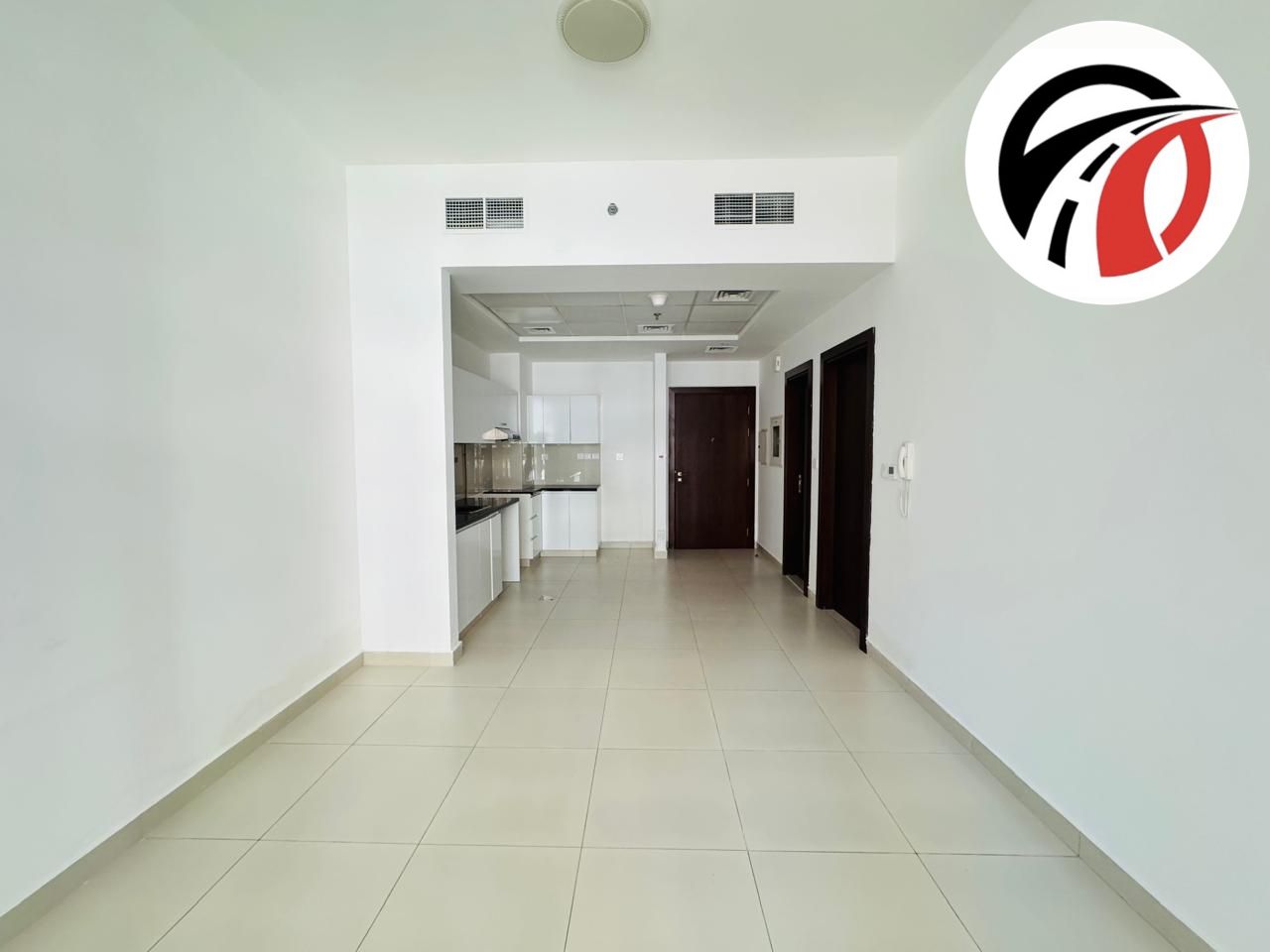 Huge Size | Ready to Move | Prime Location