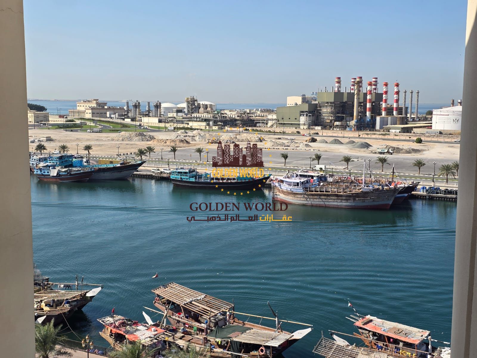 Al Qasimia Al Jubail, first row Corniche 1BR with balcony & open sea view. Split AC. Rent 28K final.