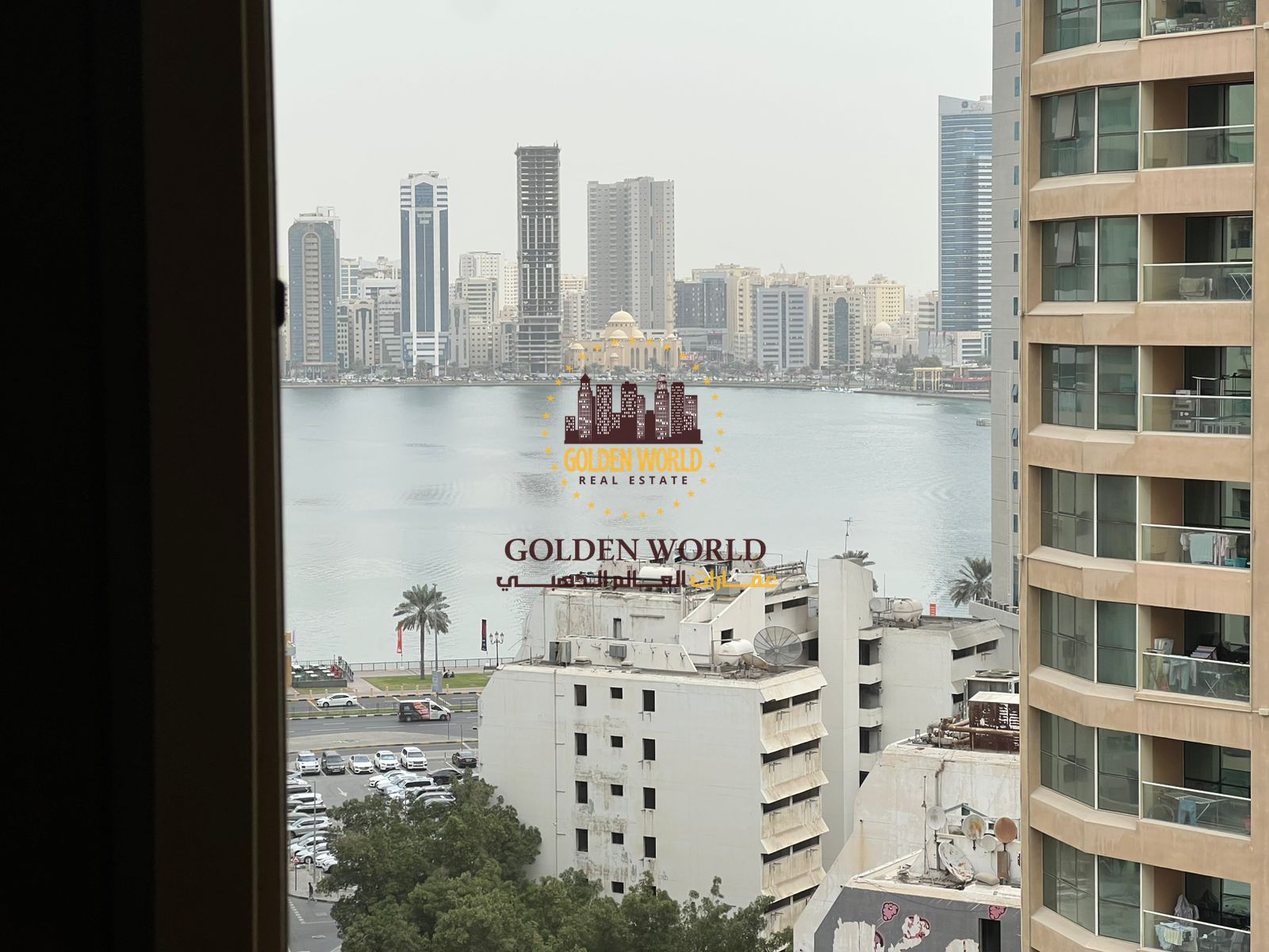 Sea View 1BR Master Apartment with Parking in Al Khan