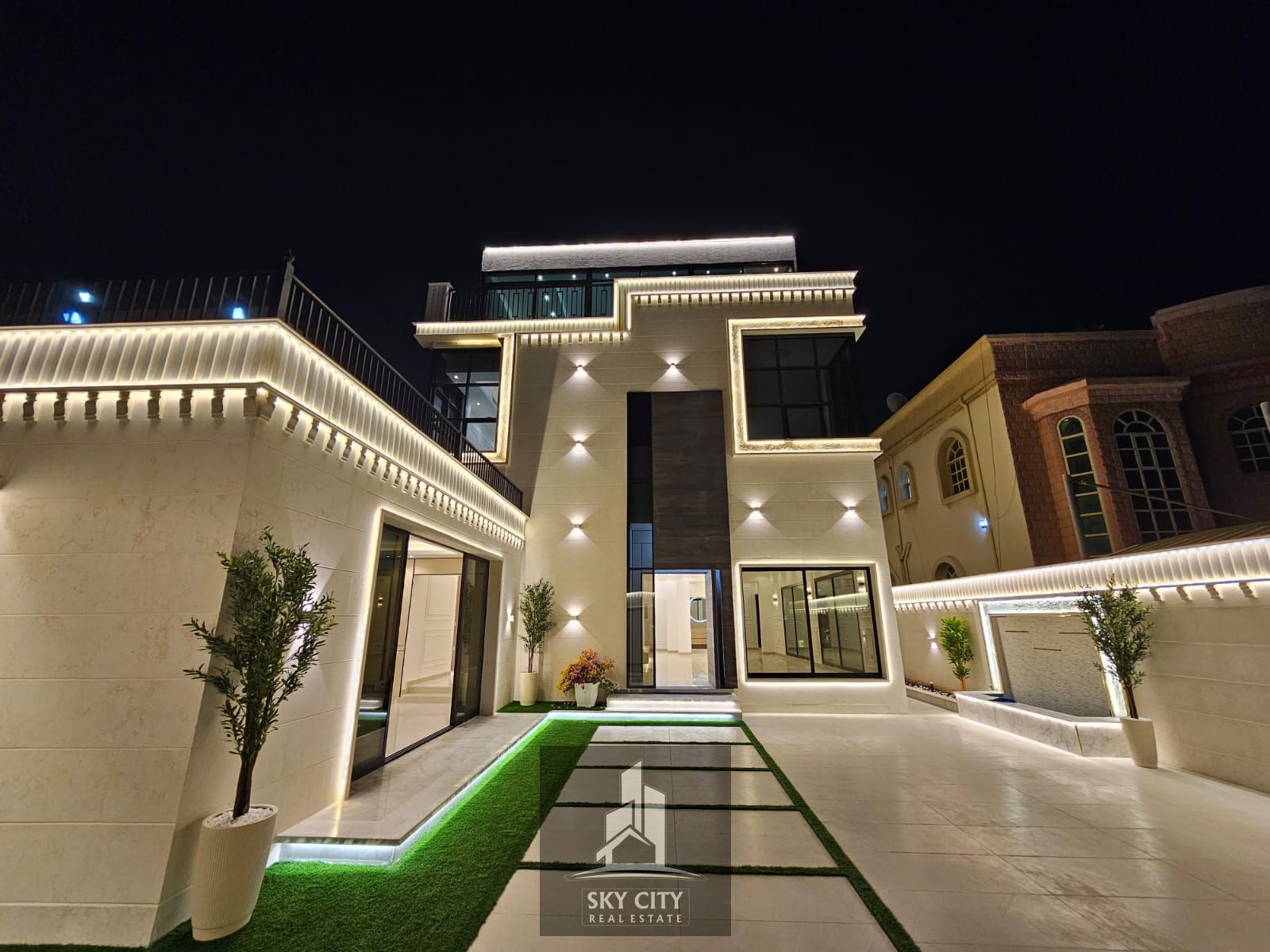 A beautifully designed 5-bedroom villa in Al Rawda, located in the desirable Al Rawda 3 area of Ajman.