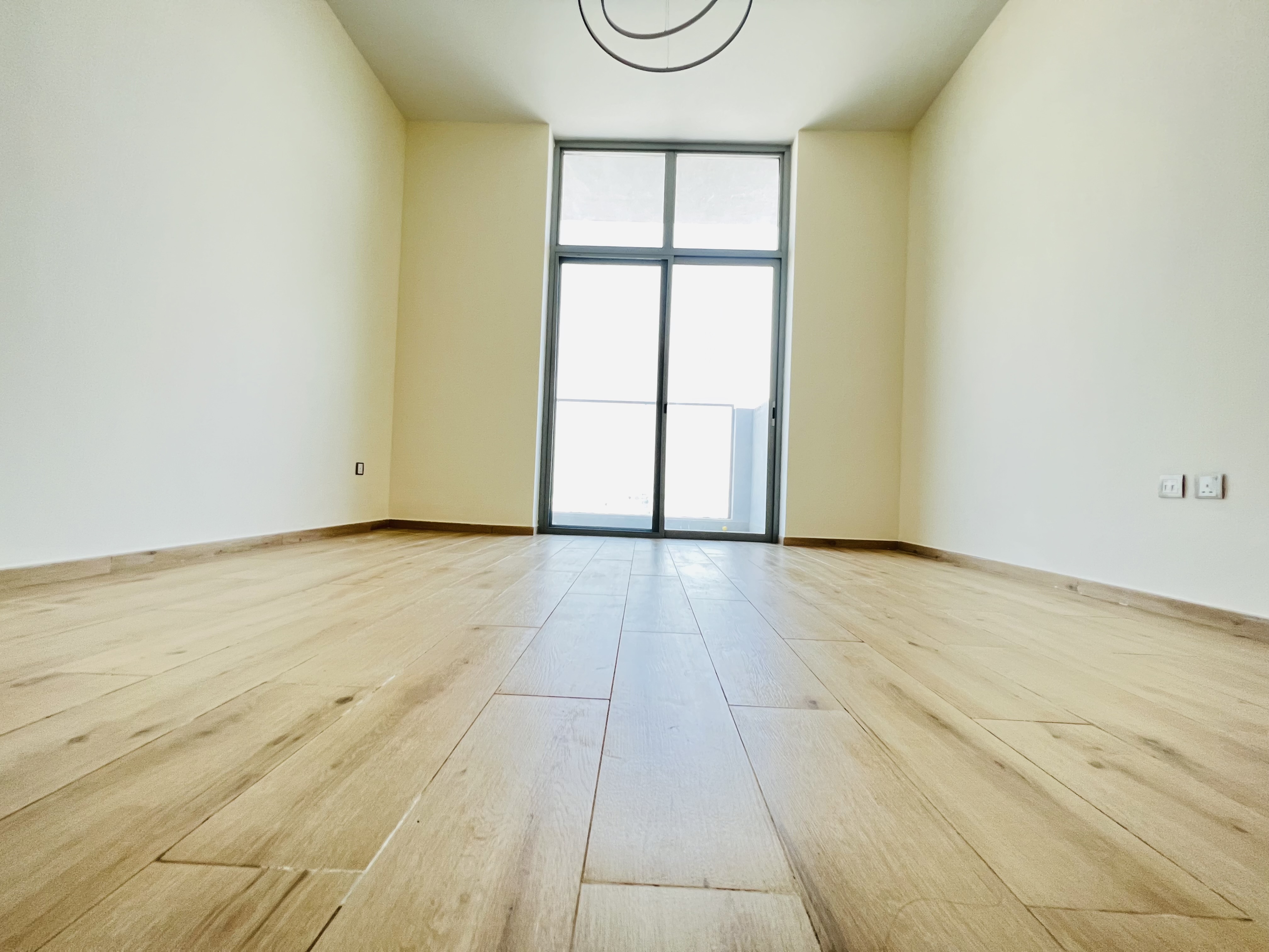 Front of Metro // Amazing Semi Furnished 1/Br // Multiple Cheques