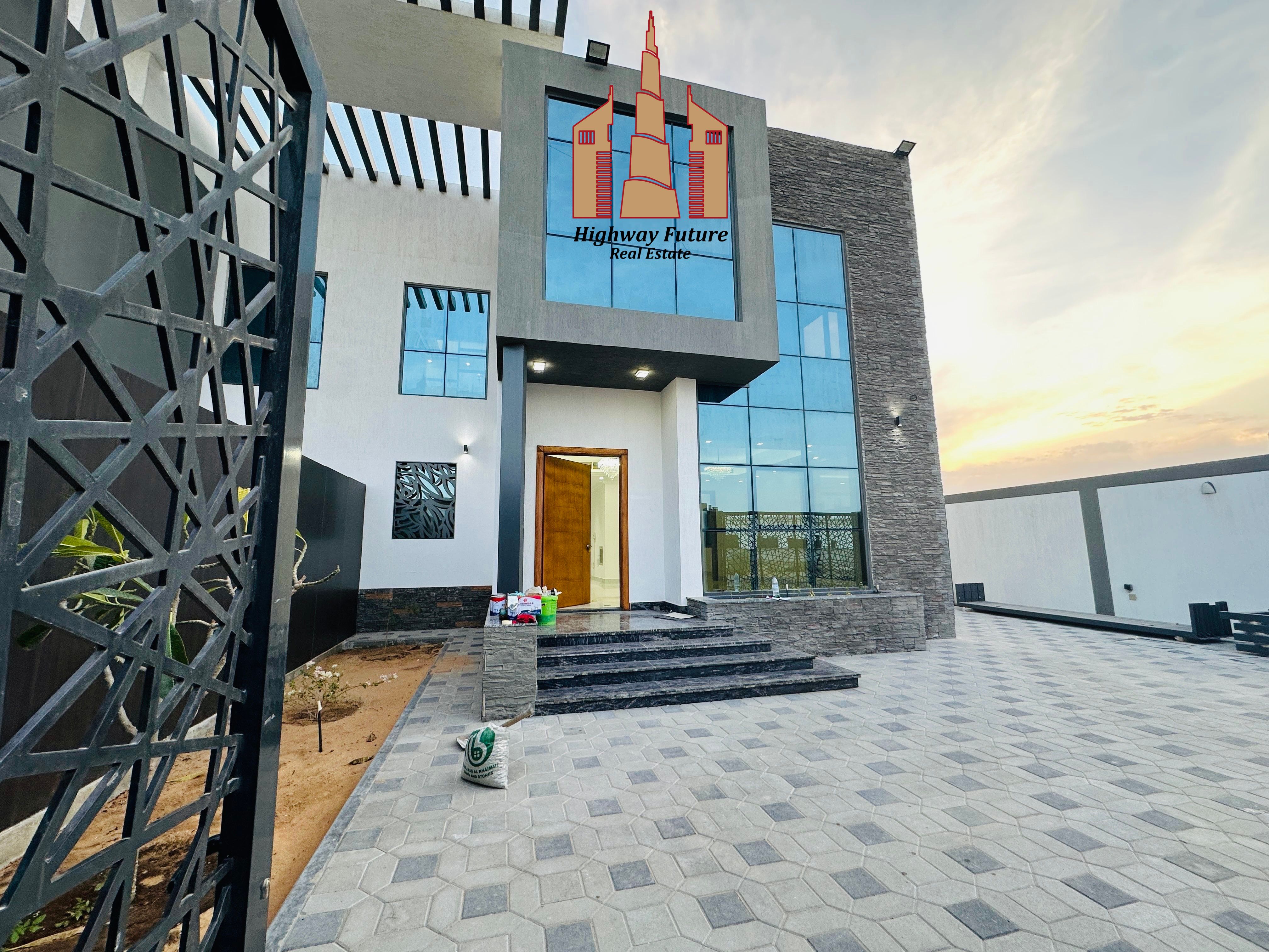 BRAND NEW LUXURY FINISHING|| SPACIOUS VILL