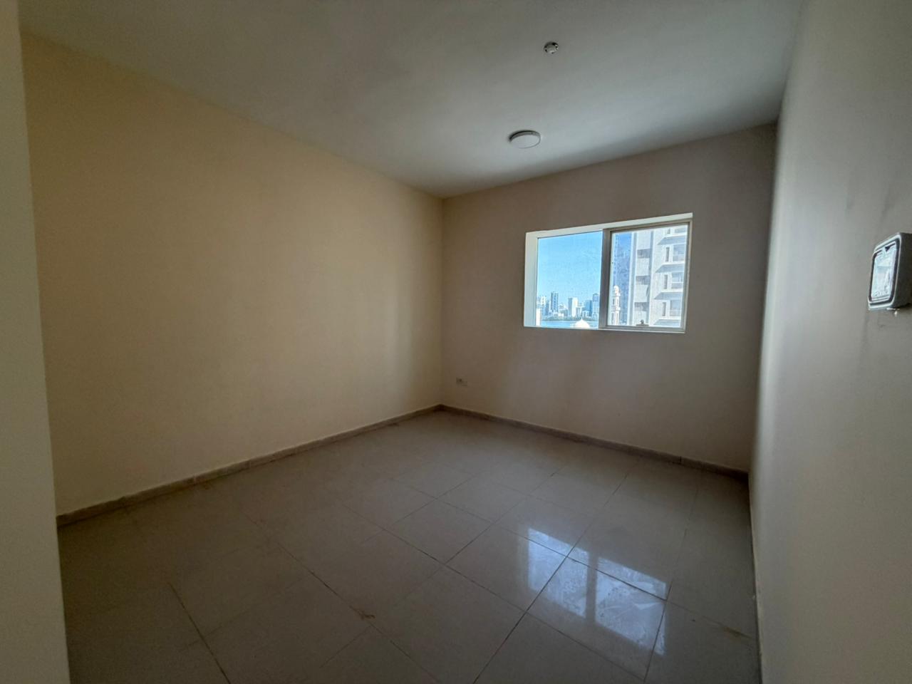 2 bedrooms, living room, 2 bathrooms & kitchen, open view, prime location