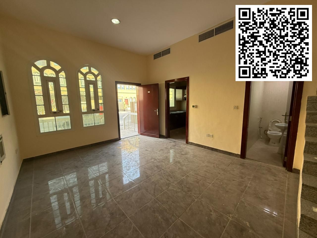Villa for Sale in Uptown Al Zahia – 3 Bedrooms | Central Air Conditioning | Private Yard | Electricity and Water Included
