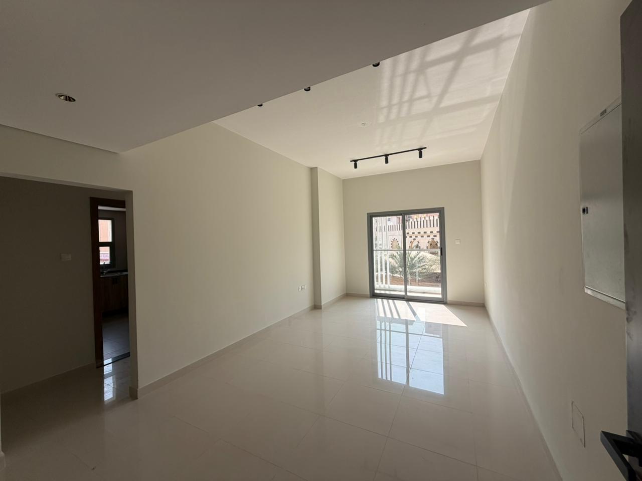 Three rooms and a hall, first occupancy, large area, in Al Nuaimiya 1, near Al Ittihad Street