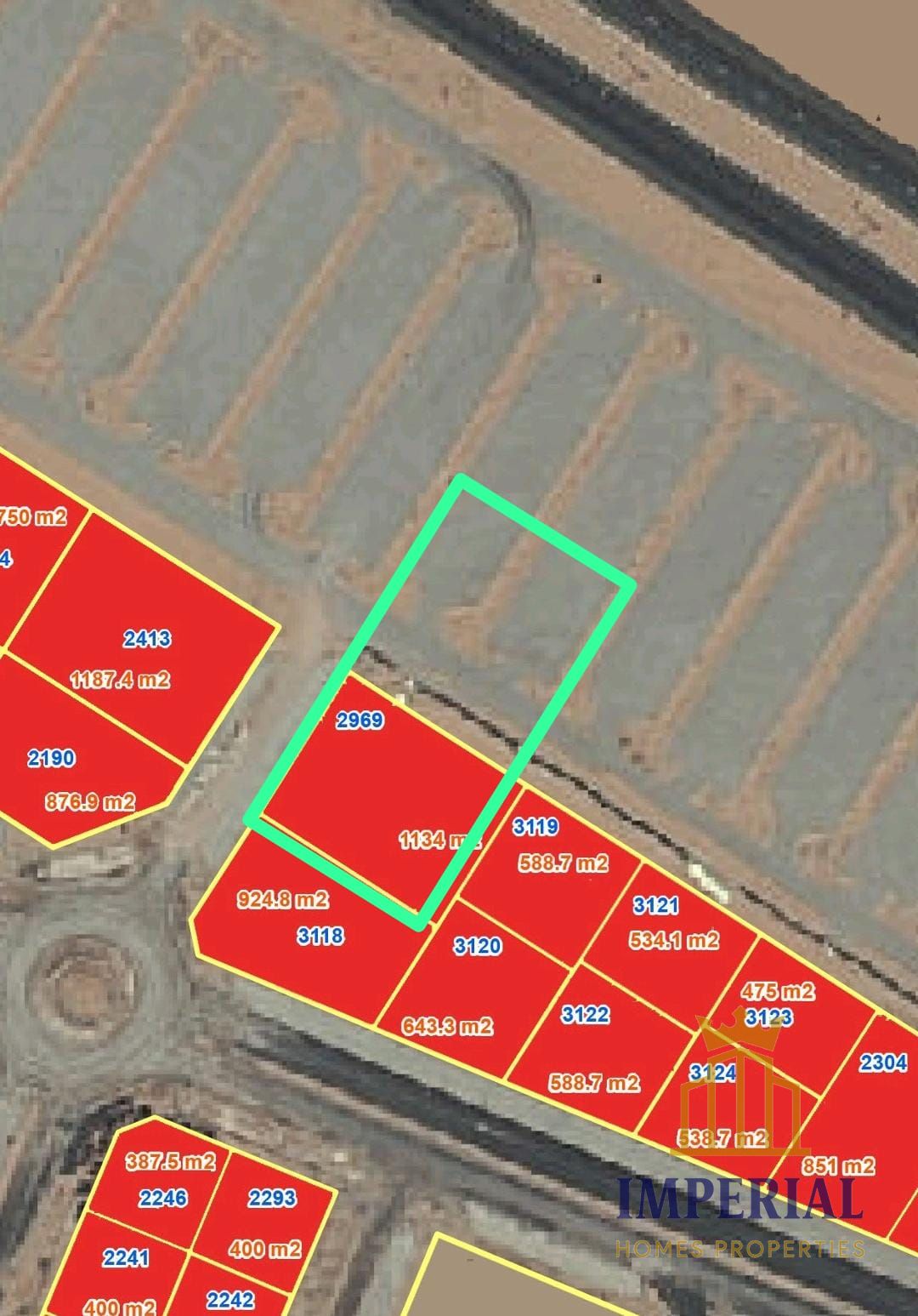 Residential/commercial land in Al-Aliya, Ajman, on the main road opposite Al-Bahia, first plot on the main road.