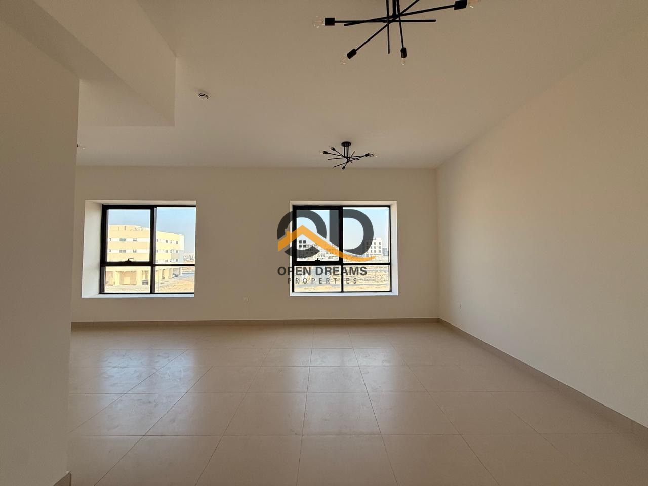 Spacious 2 BHK/ Big Layout