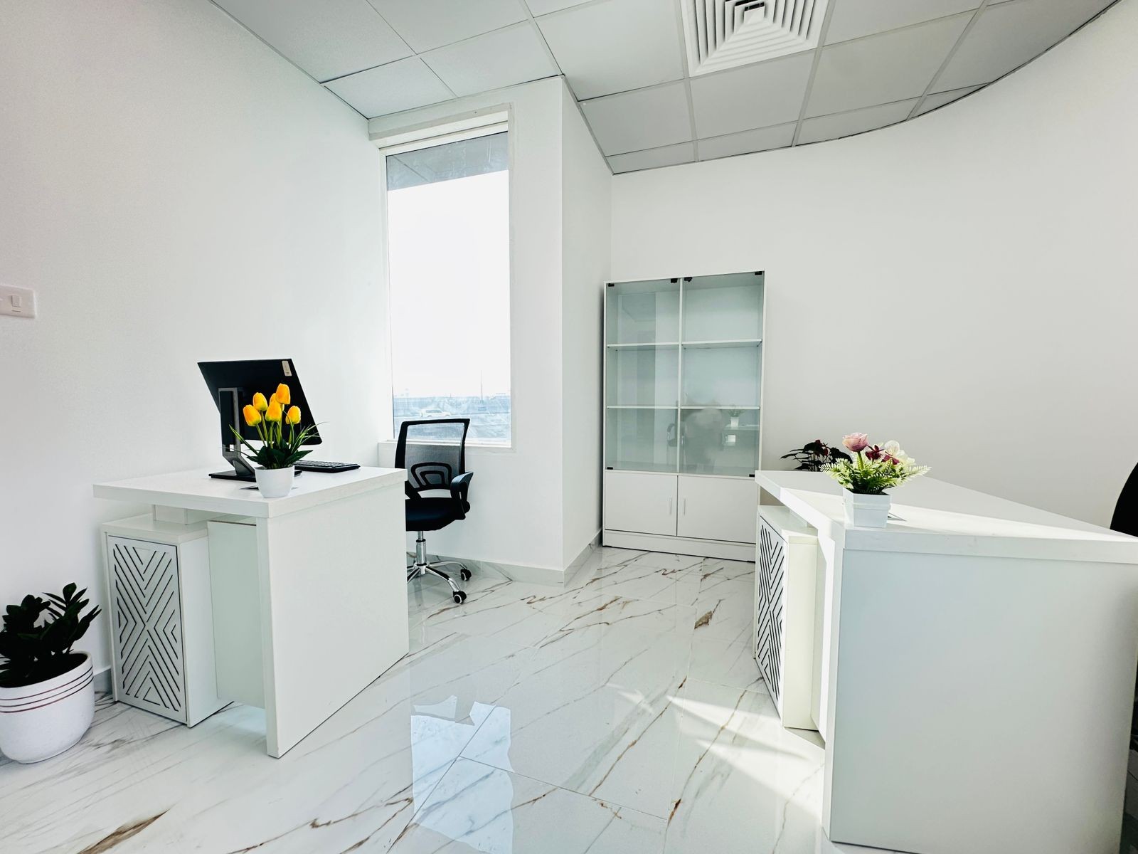 Unlock Your Business Potential with Our Flexible Office Spaces