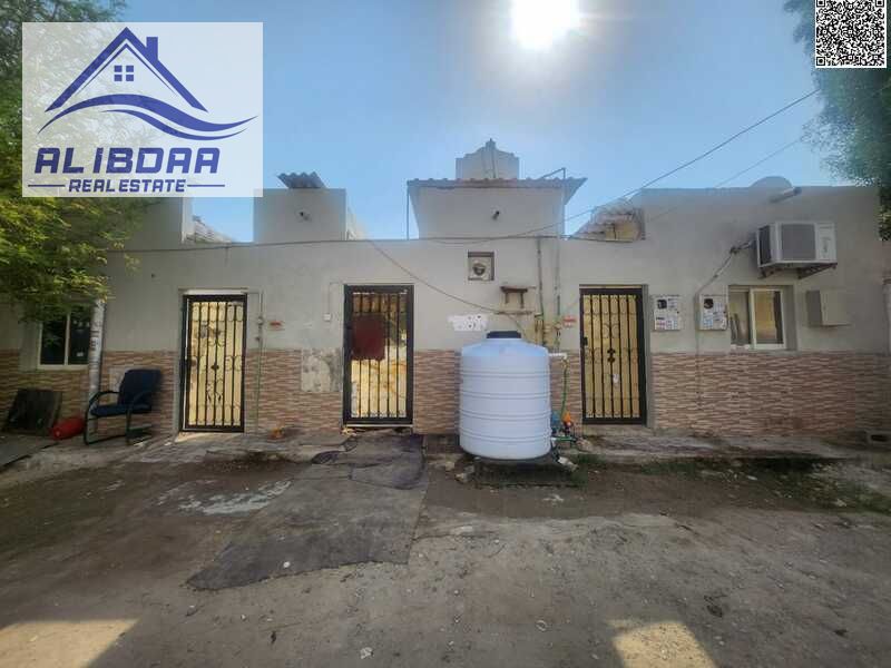 Traditional House for Sale – Al Rashidiya 3 | Ajman Investment opportunity to own a traditional house divided into 3 independent units in Al Rash