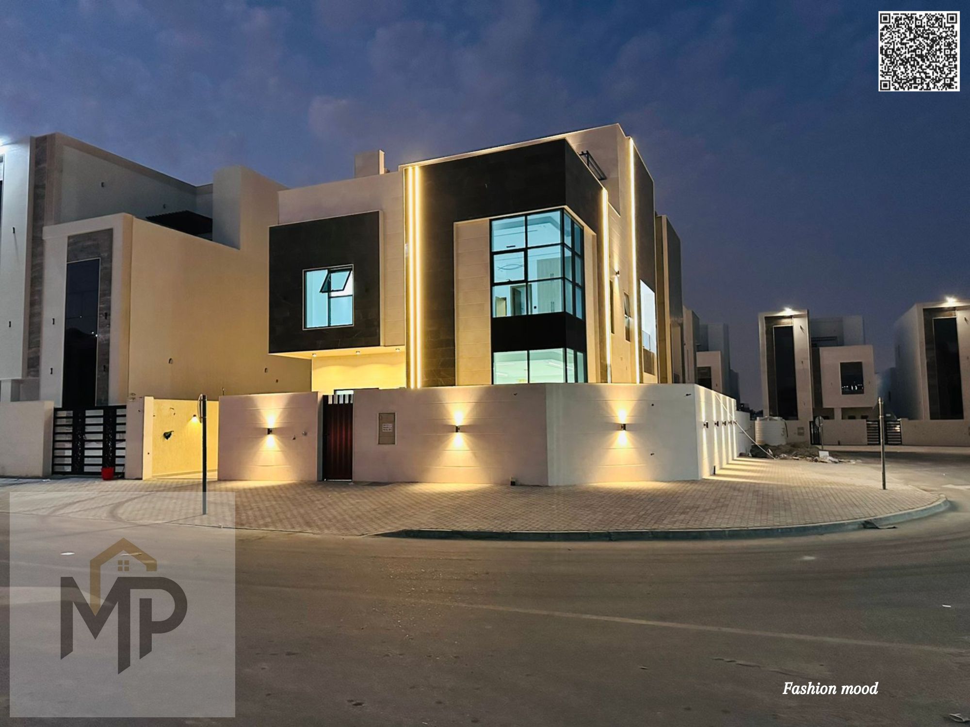 Corner Villa for sale | ajman| al helio2 area | 6 master rooms, majlis, 2 halls, maid room, roof| freehold | 0 registration fees | negotiable price.