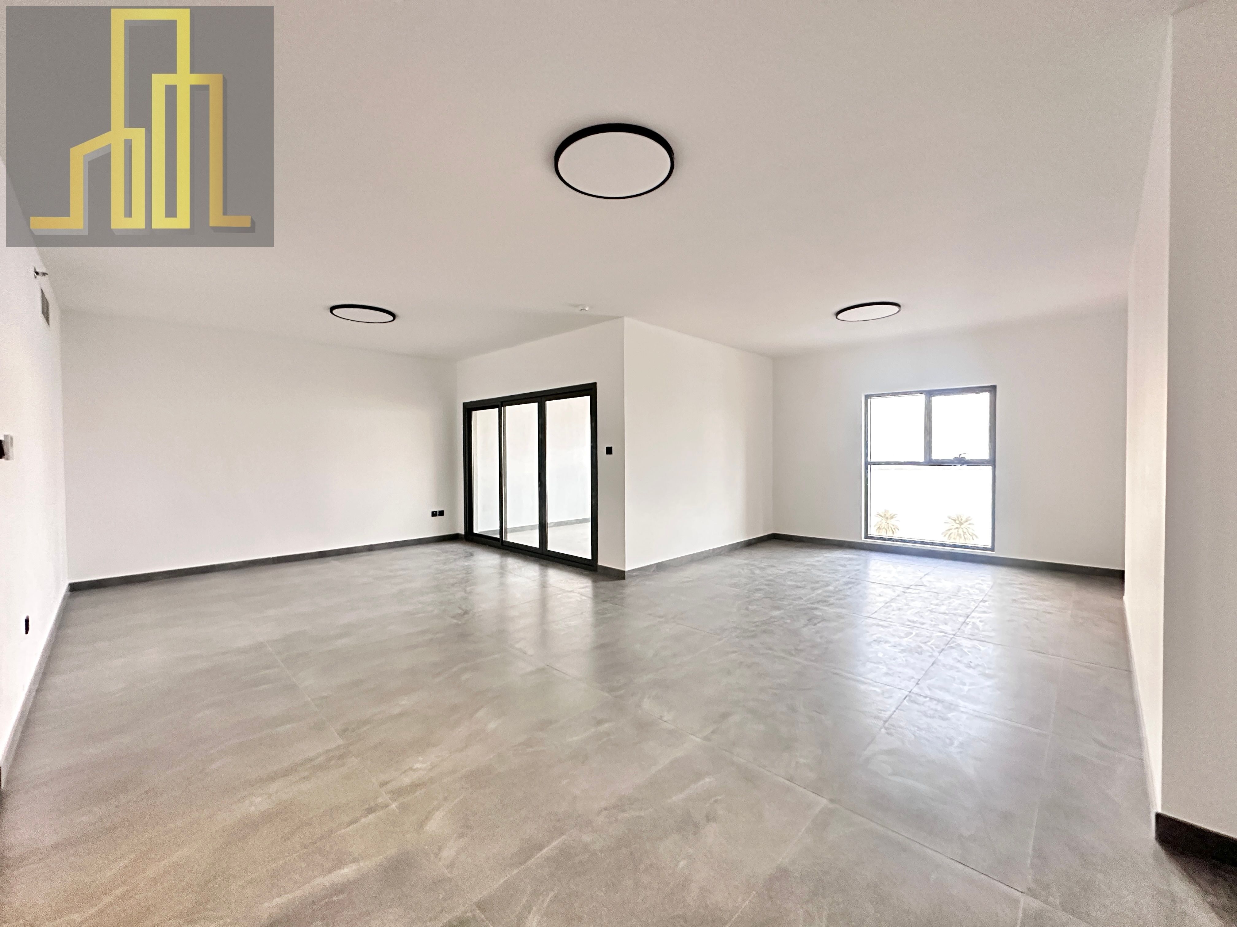Sea View | Luxurious Apartment 4BHK | With 5 Bathroom and 2 Balconies