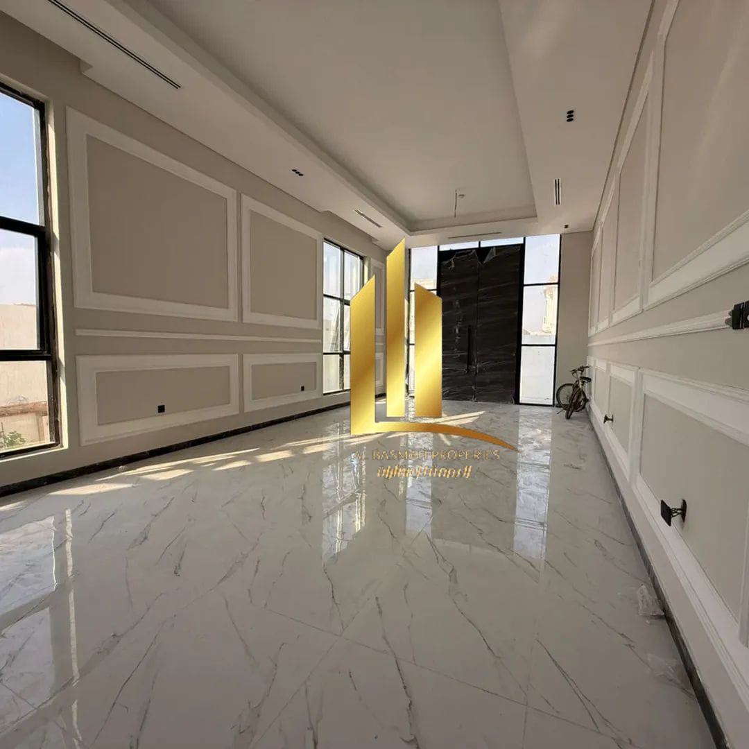 Villa for sale in Al-Hawshi, 10,000 sq ft, Al-Badi'a suburb, Sharjah. An unmissable opportunity.
