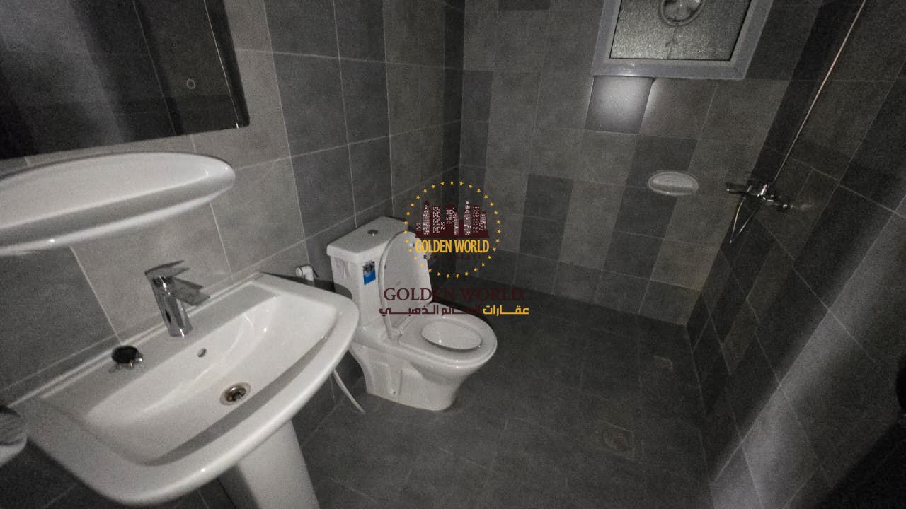 First Occupancy Two Bedroom Apartment with Two Living Areas and Large Balcony, Spacious Layout in a Quiet Building