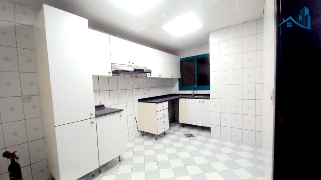 SPECIOUS 1BHK || CHILLER FREE || MAID ROOM ||