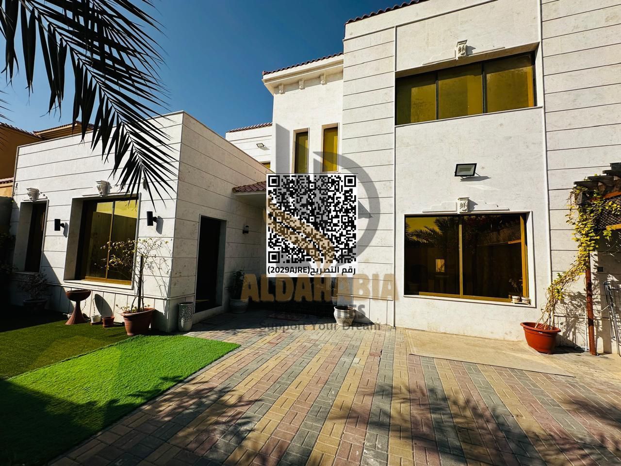 Luxury Corner Villa in Rawda1 for Sale