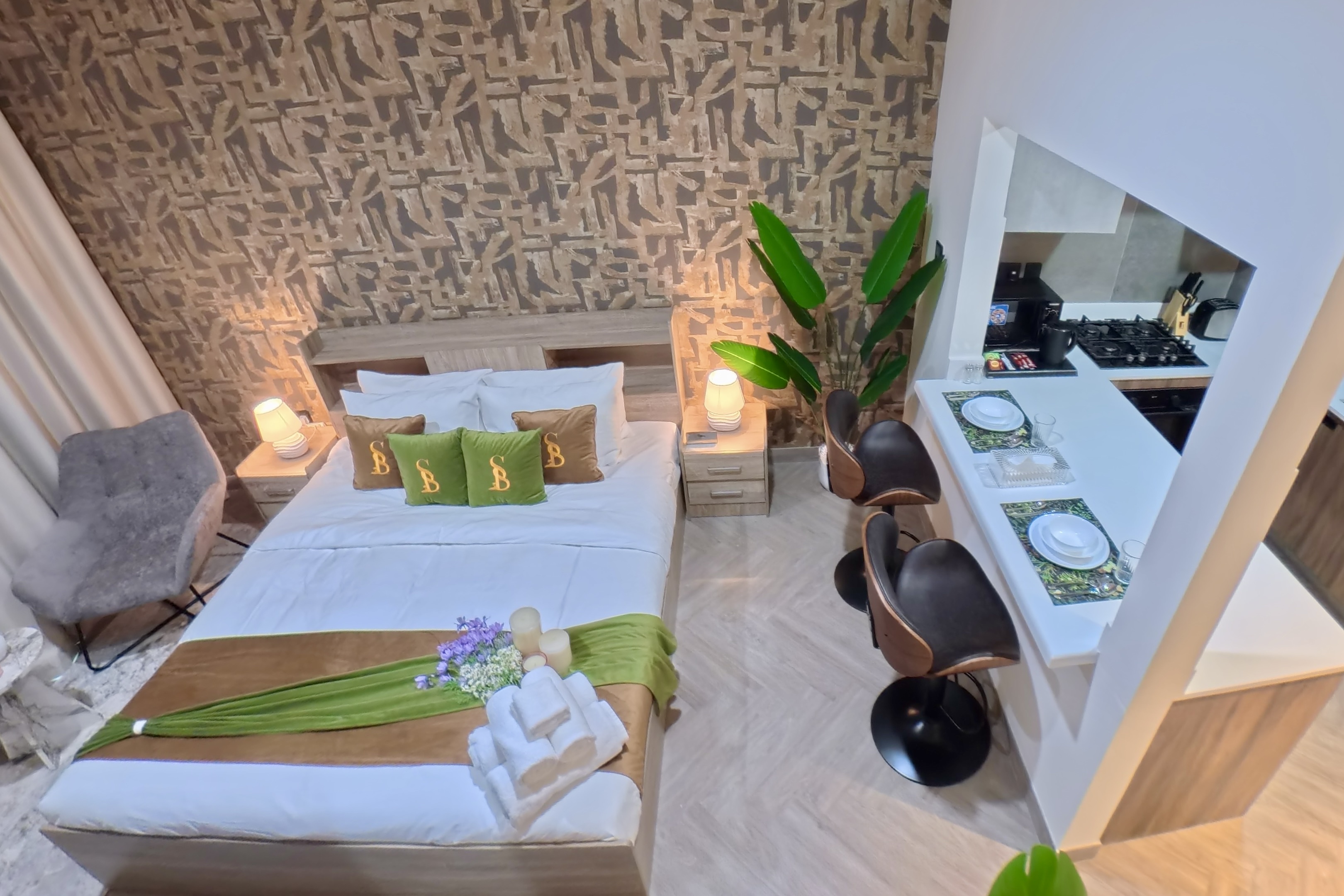 Urban Comfort | Furnished | Hi...