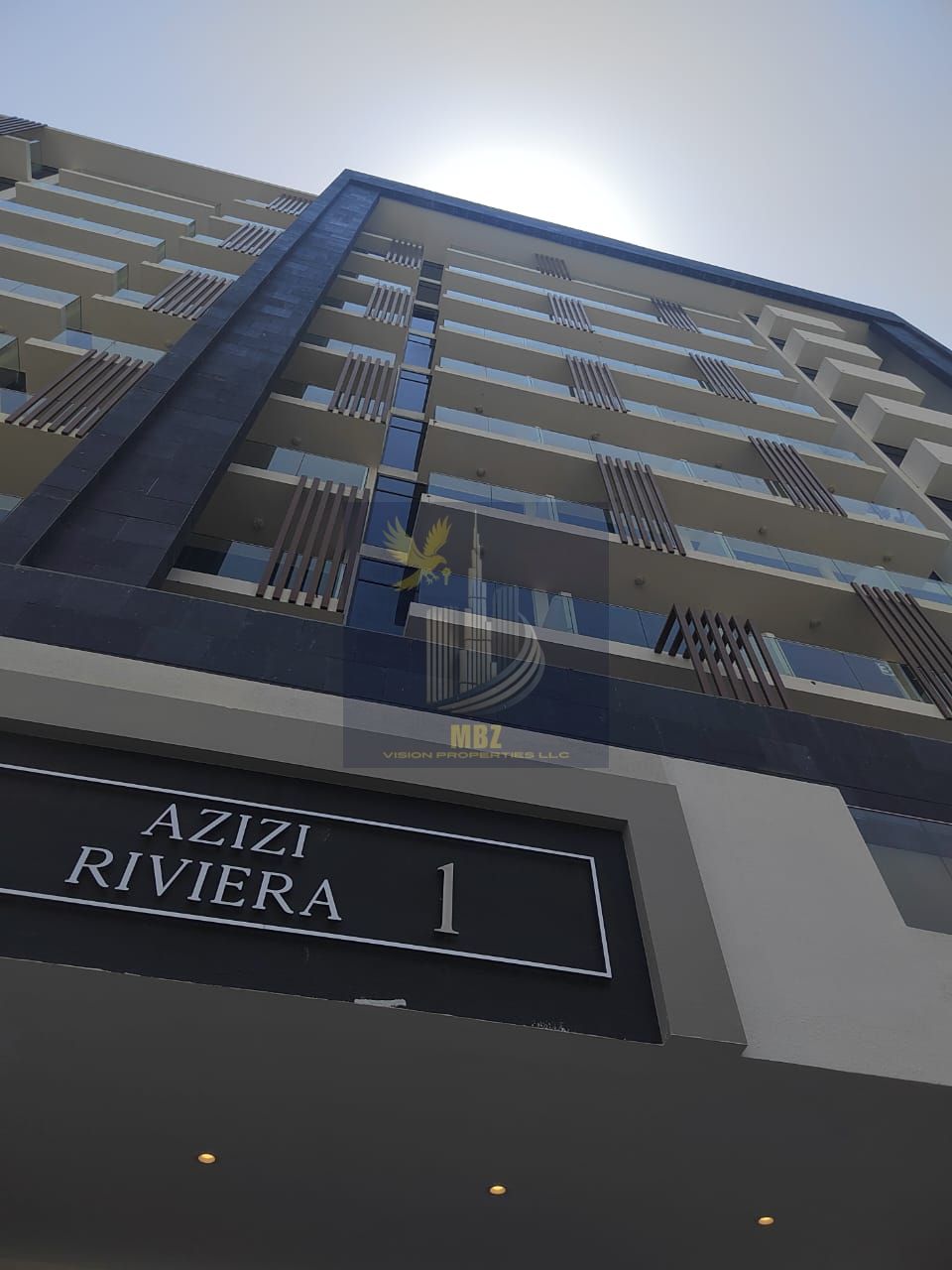 1BR Azizi Riviera | Unfurnished | AED 80K If you want one best universal title, I recommend Unfurnished 1BR | Azizi Riviera | Community View | M