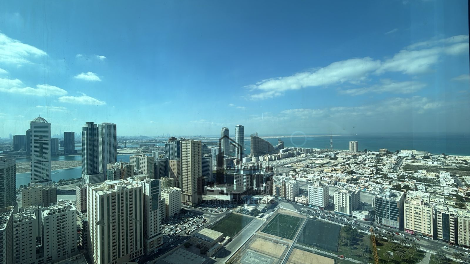 Luxury Sea View Apartment for Sale in Al Dana Tower – Al Majaz 3, Sharjah An exceptional opportunity to own a spacious apartment with a direct open