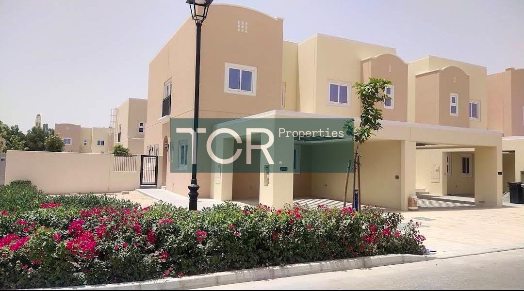 Ready to move| 3BED + Maid| Amaranta Villa Nova