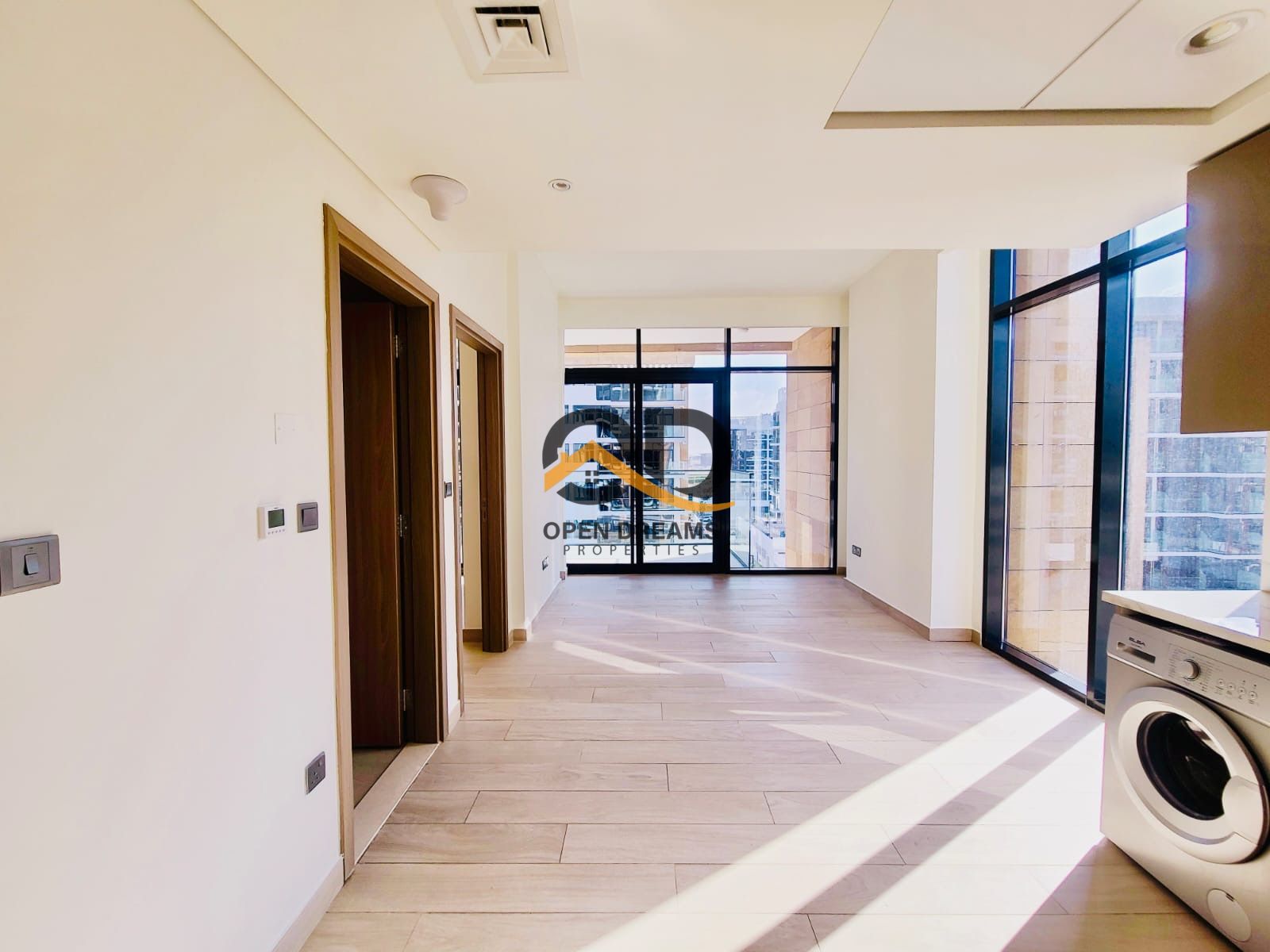 Corner Unit | Pool View | Partial Burj Khalifa View | Chiller Free