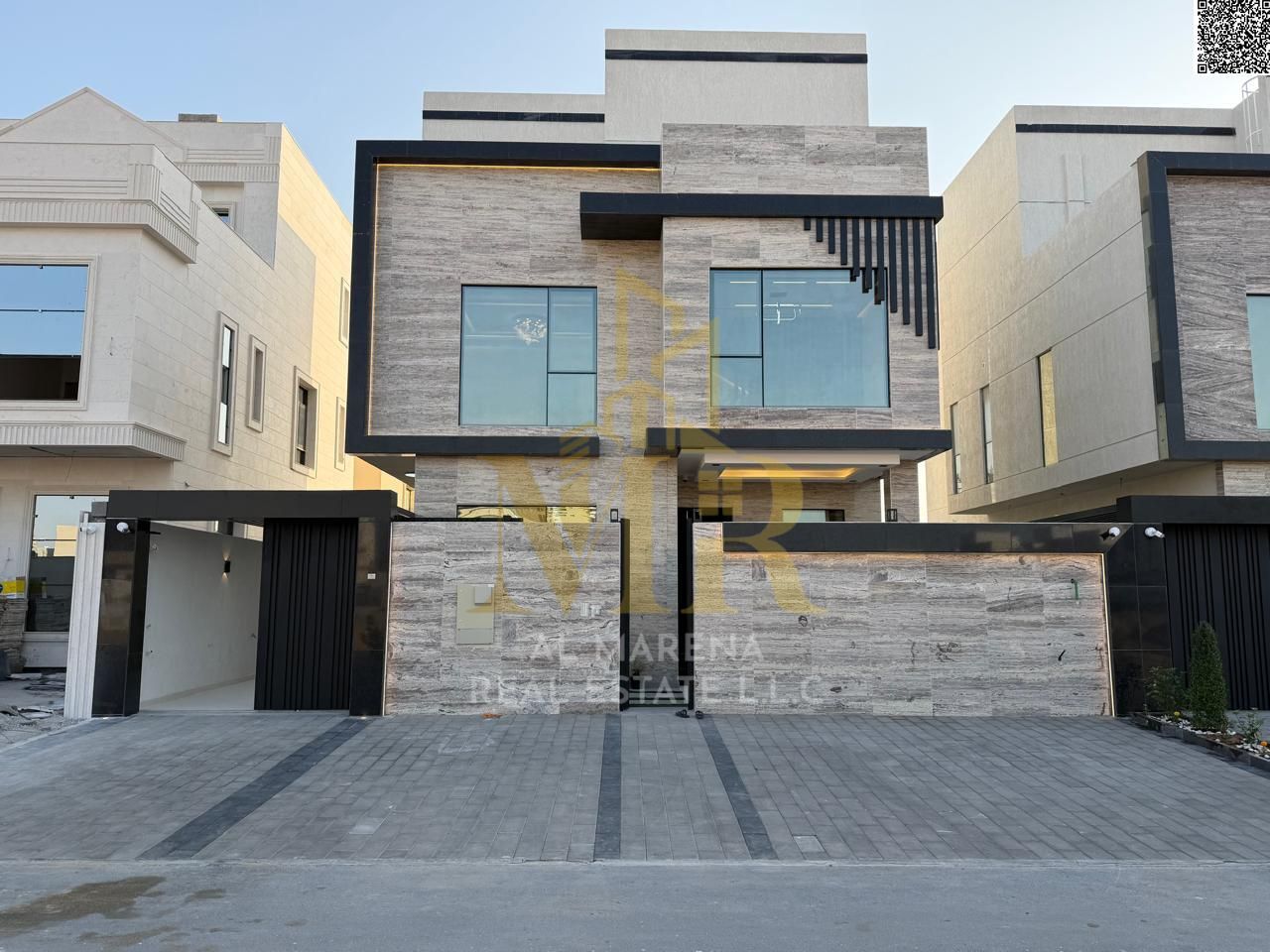 For sale: Luxurious modern villa, two floors and a rooftop terrace, with a spacious terrace. The price includes everything, and the villa features hig