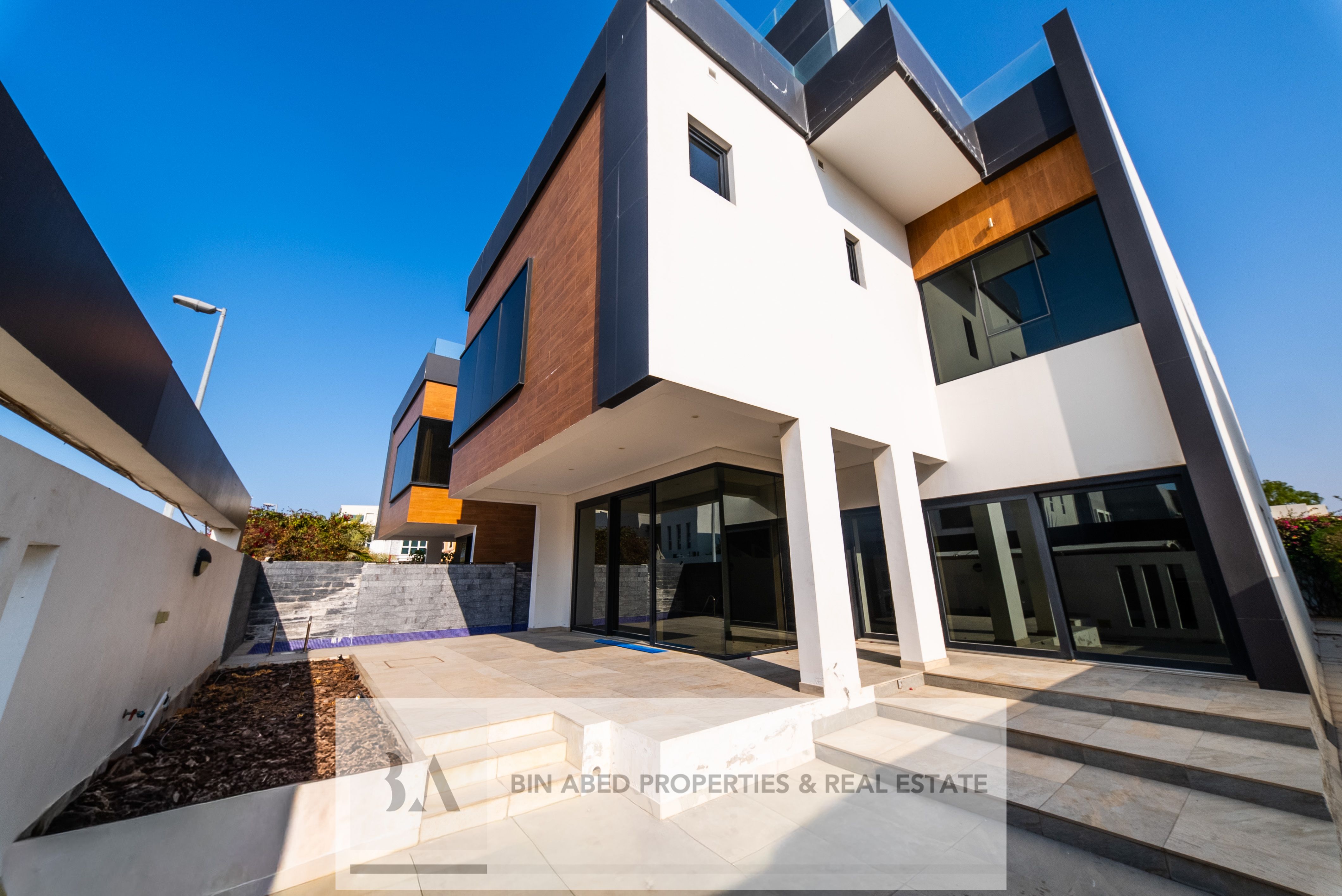 6BR Modern Villa | Jumeirah 3 Beach side | Luxury finishes