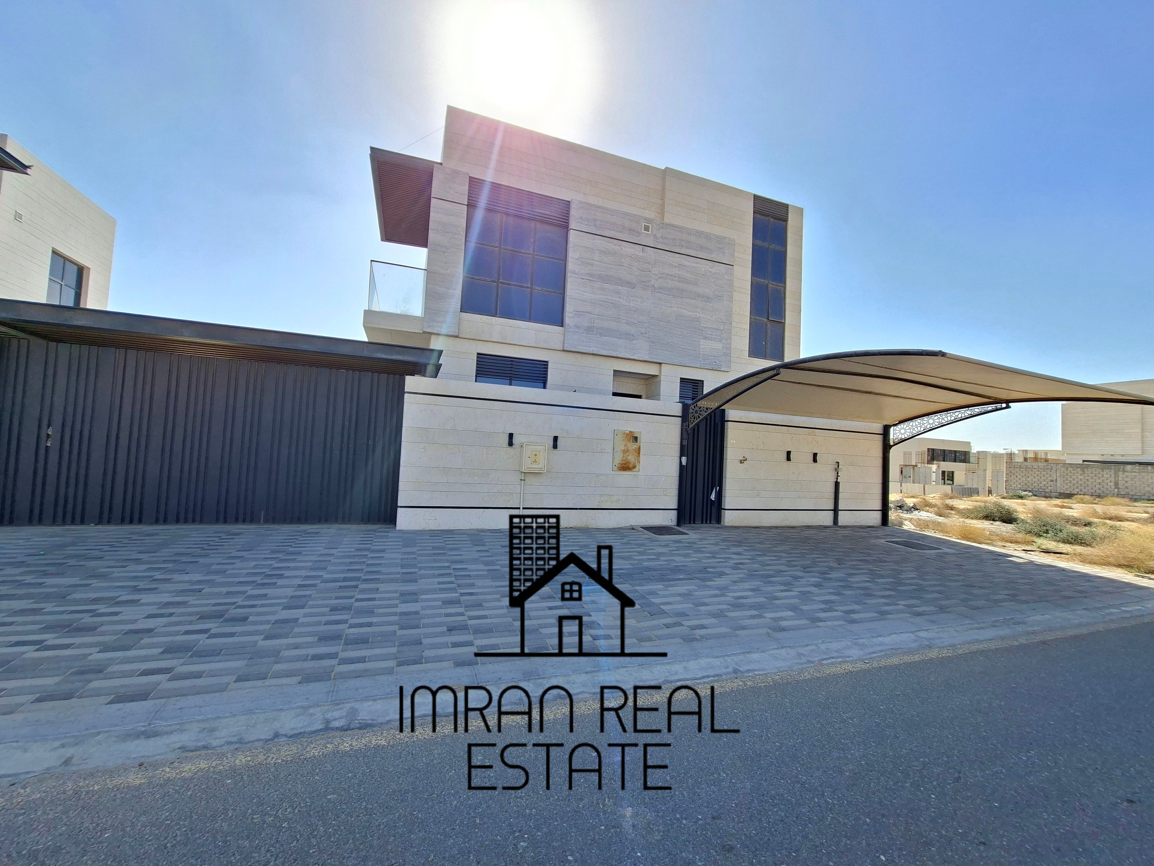 New Modern & Luxury 4BR Villa ready to move