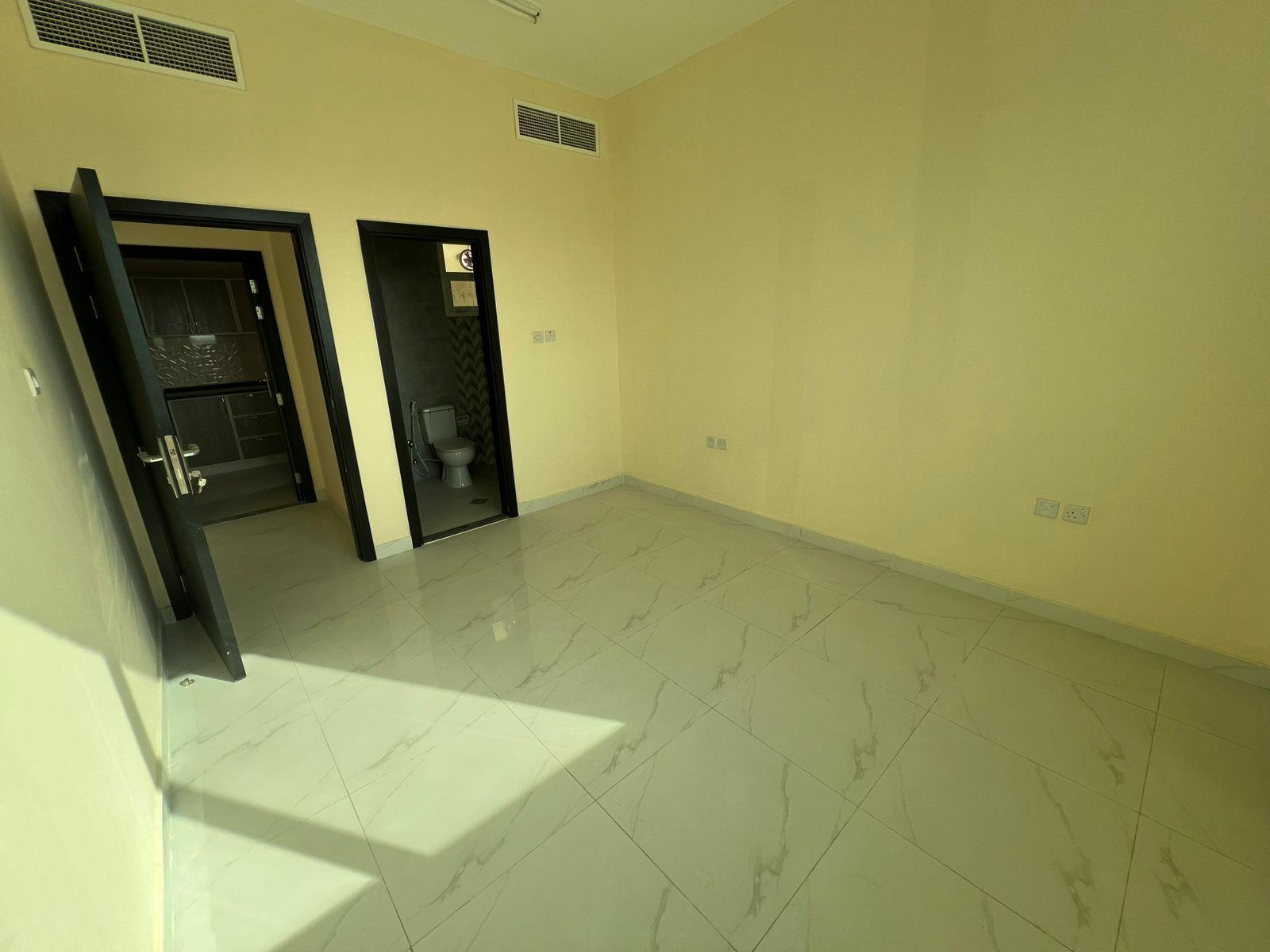 Apartment for Commercial Use
