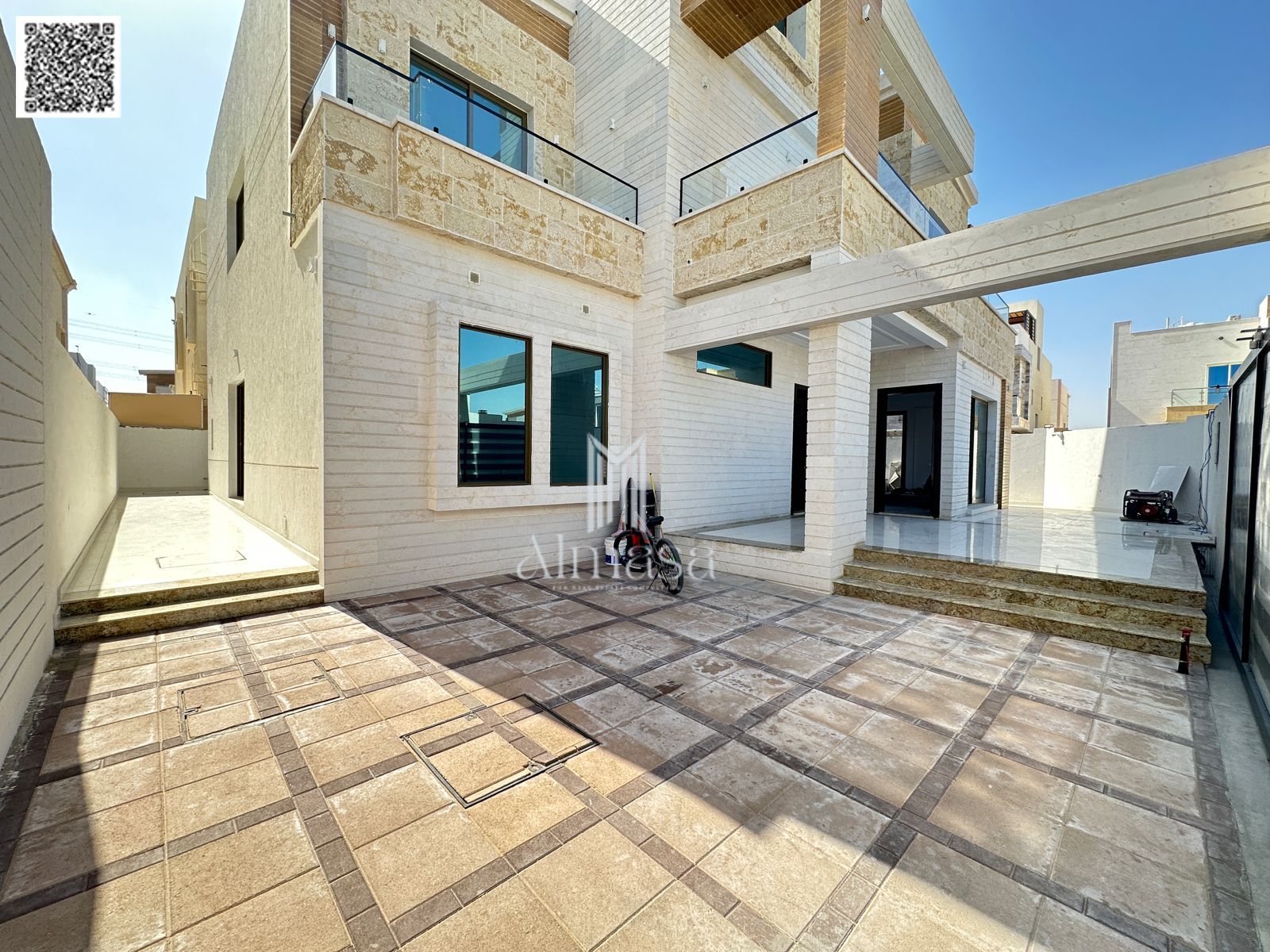 Luxury Villa for Sale in Al Yasmeen – Where Elegance Meets Comfort