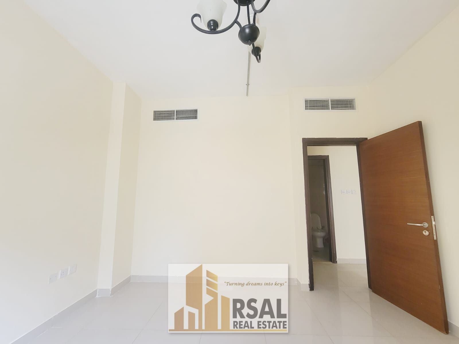 Specious 1BHK With Nice Finishing/Family Building/No Deposit/Near School Area