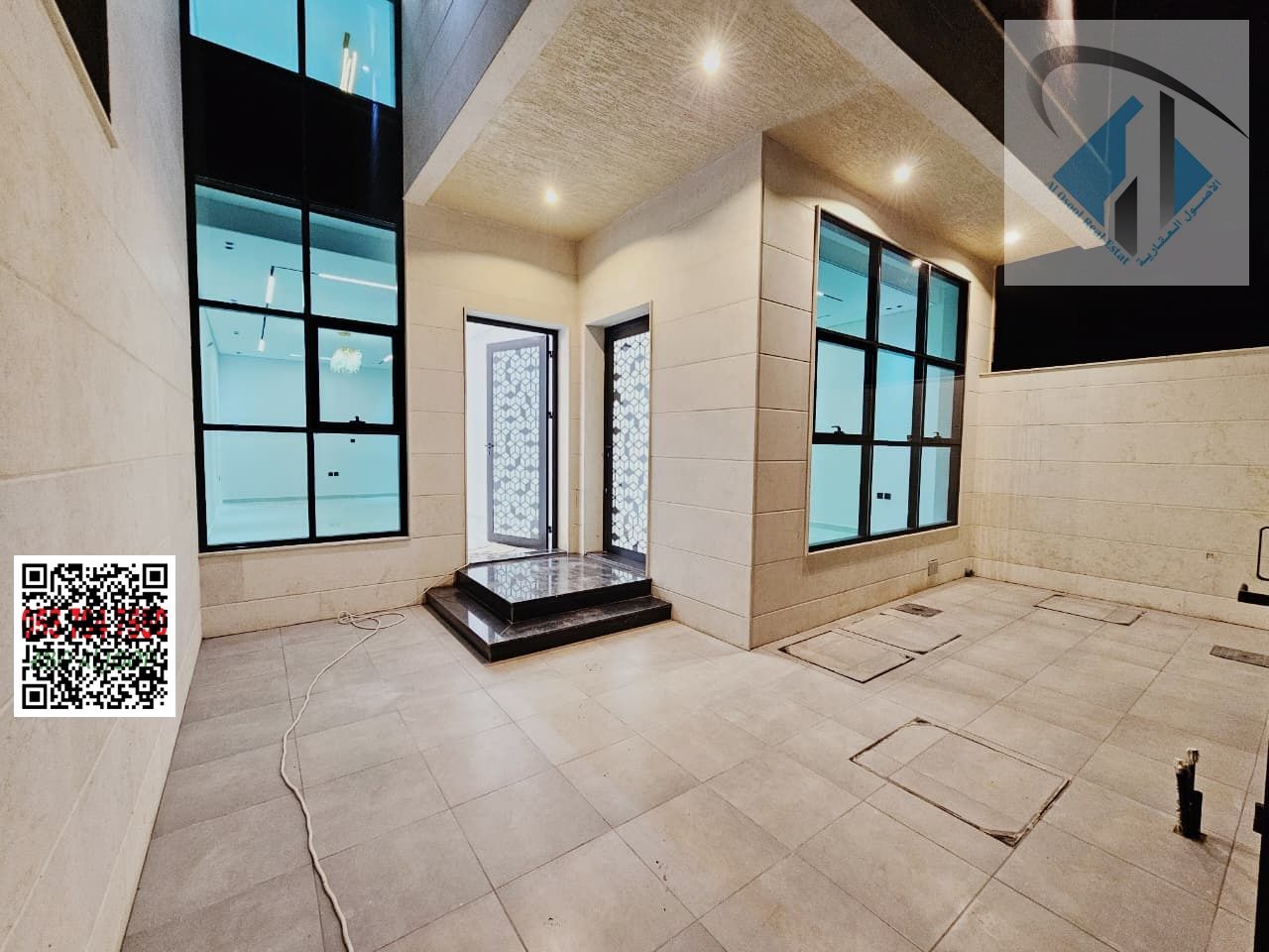 An exceptional villa for owning your dream home at the best price, including fees, and with the finest finishing. 3 floors, 5 rooms.