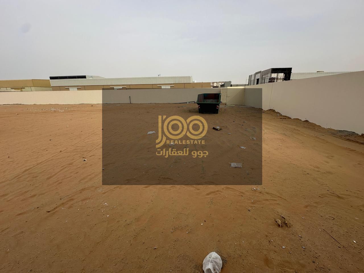 Available for annual rent in Umm Al Quwain, Umm Al Thaoub Hutah with warehouse The entire land area is 36,000 sqft It has two inches,
