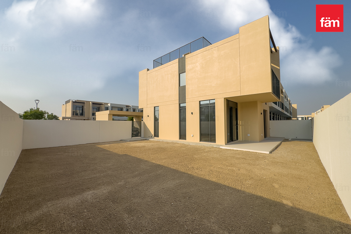 Brand New | Close To Expo 2020 | Chiller Free