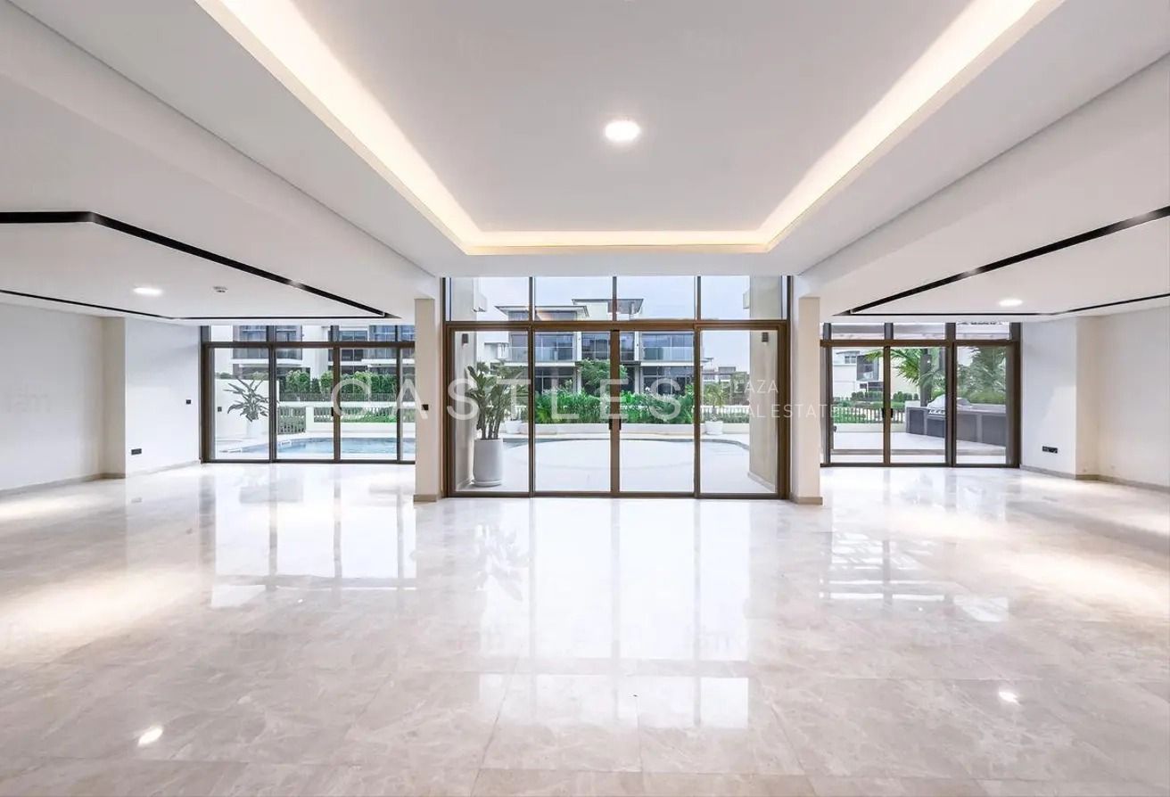 Private Pool | Brand New | High End Finishing