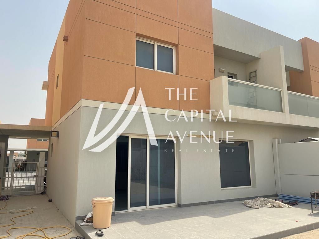 Private Garden | Single Row | Ready to Move In