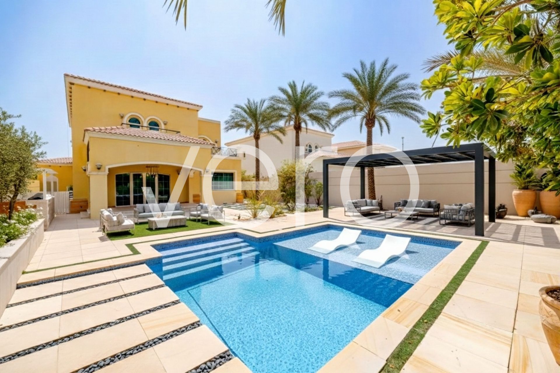 4BR Ensuite | Fully Renovated | Premium Furnishing
