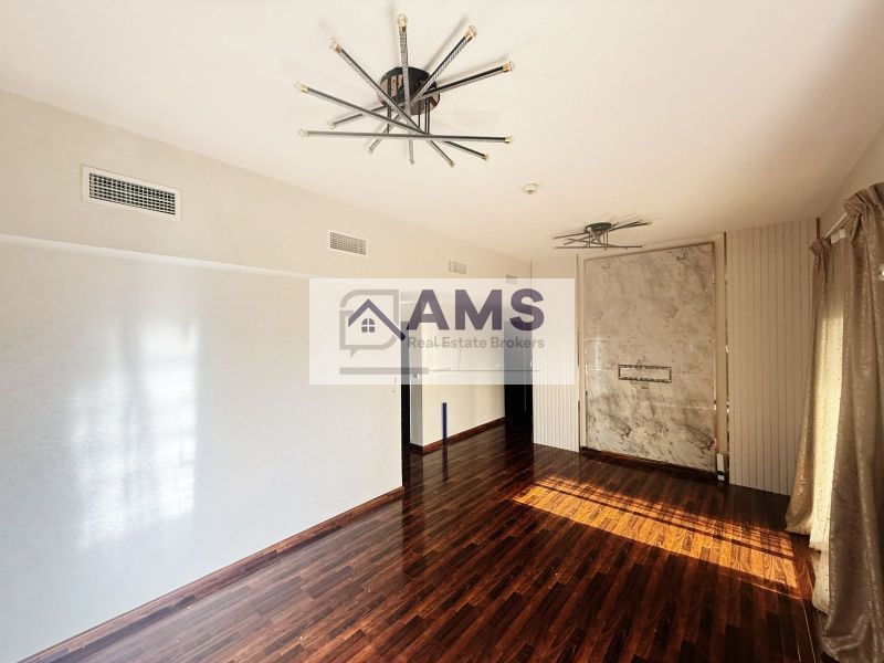 2 Bedroom I Open Kitchen I Double Balcony I Vacant