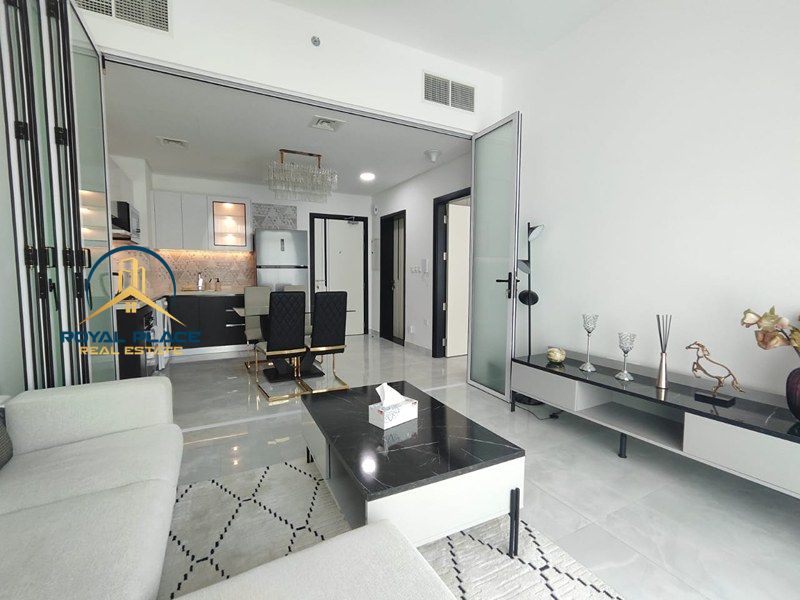 FULLY FURNISHED | CLOSE TO METRO | BEST AMENITIES