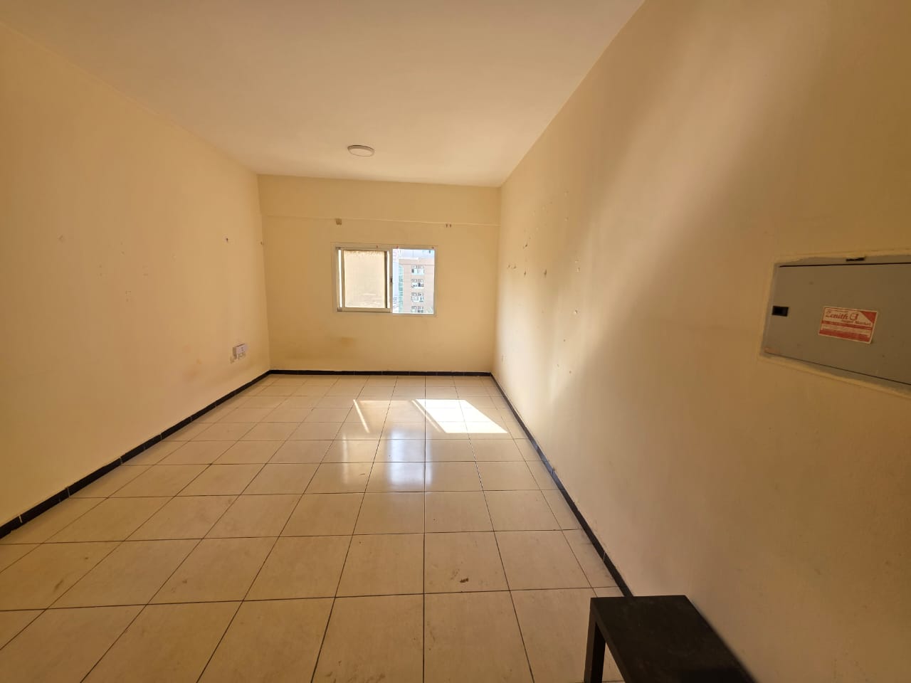 Studio apartment for annual rent very large area, Al Rashidiya