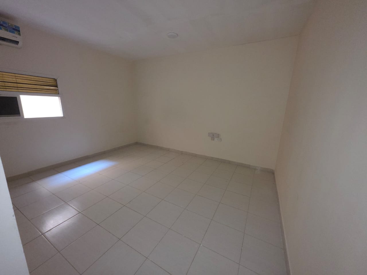 Spacious and distinctive studios for rent in Al Rawda – near Sheikh Ammar Street