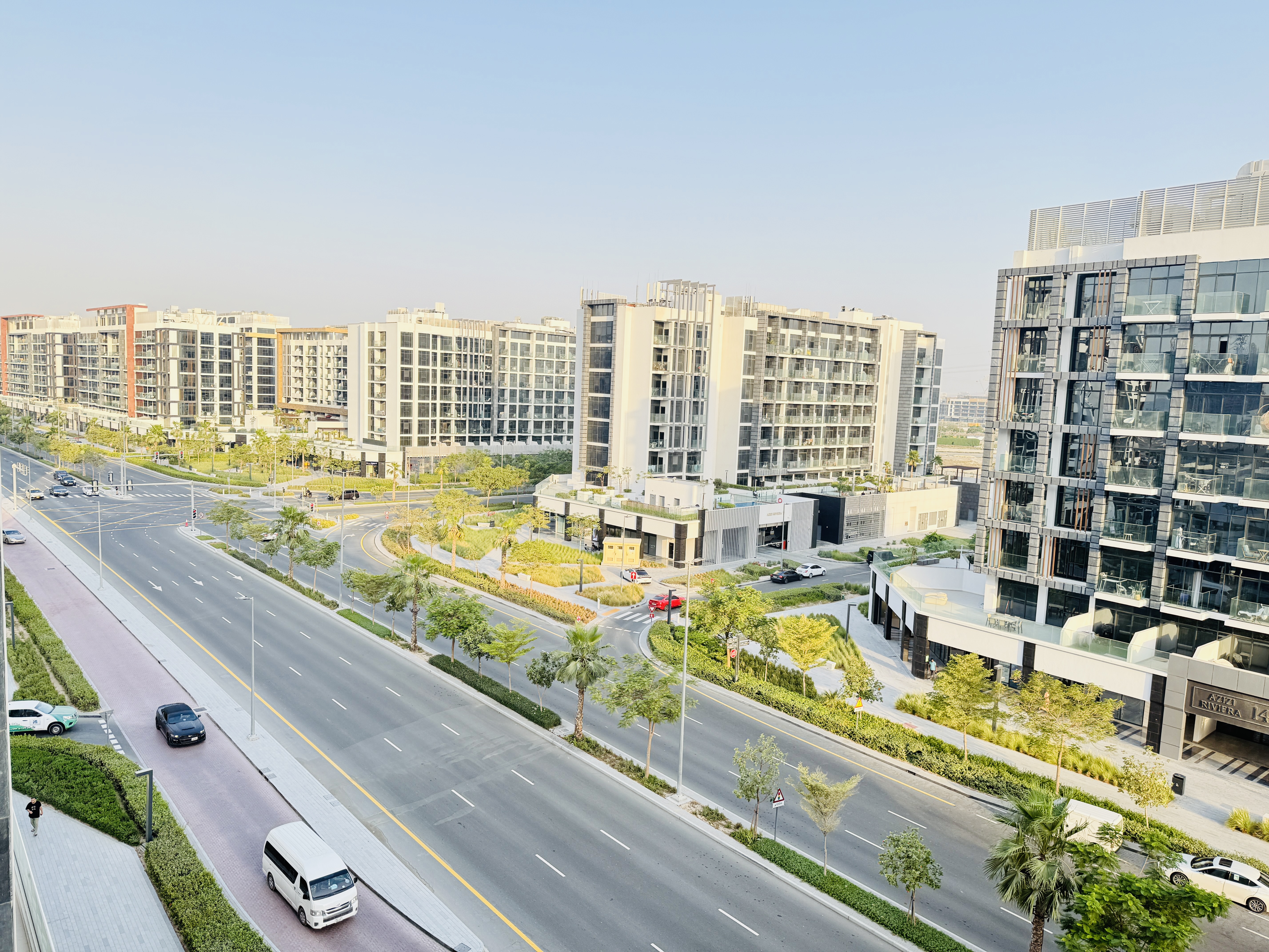 Boulevard View // AC Free Spacious Studio Just 55k Rent 4 Cheques & Kitchen Appliances